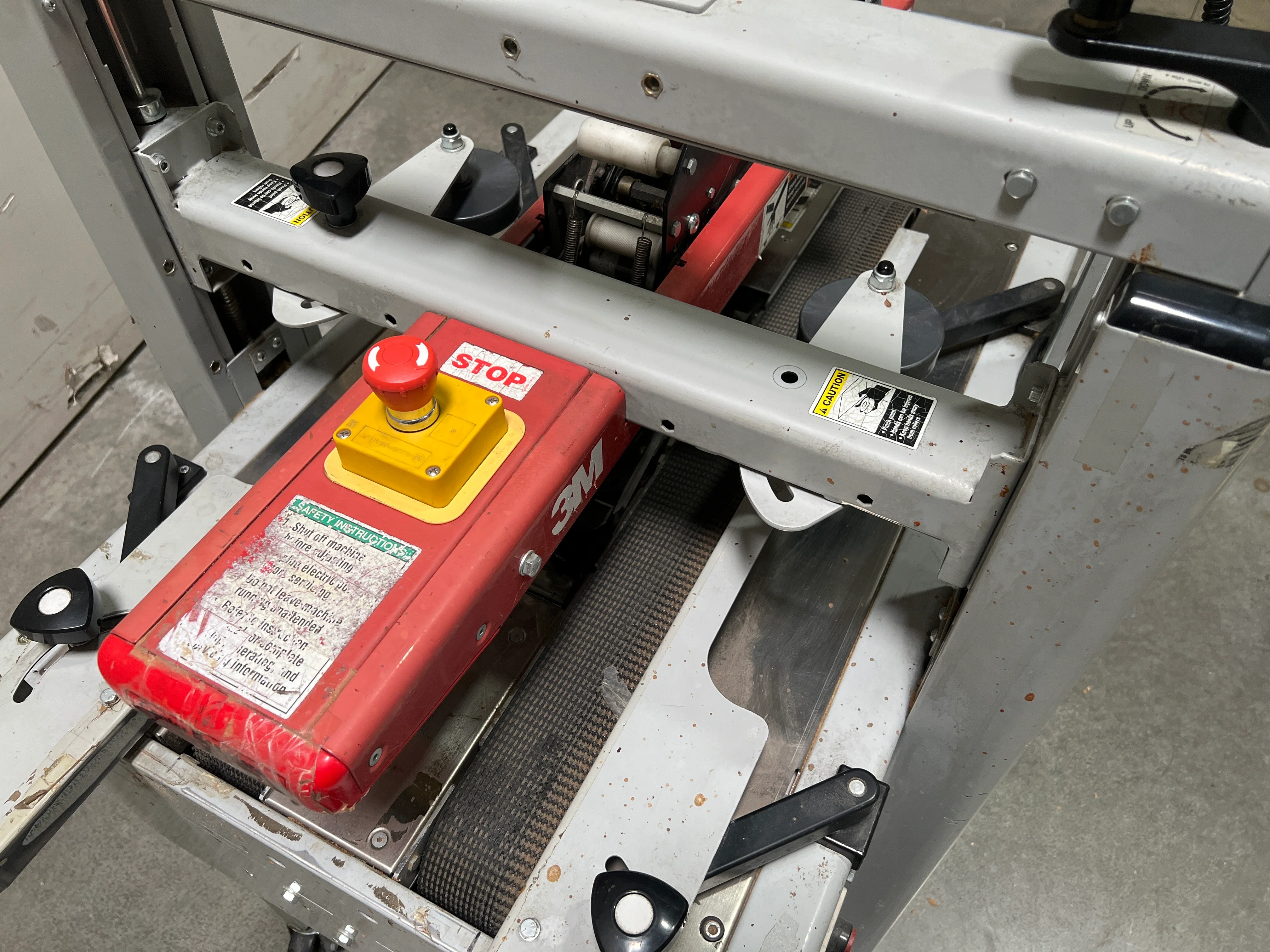 3M 3M-Matic 200a 39600 Adjustable Case Sealer With AccuGlide II Taping Heads - Image 4