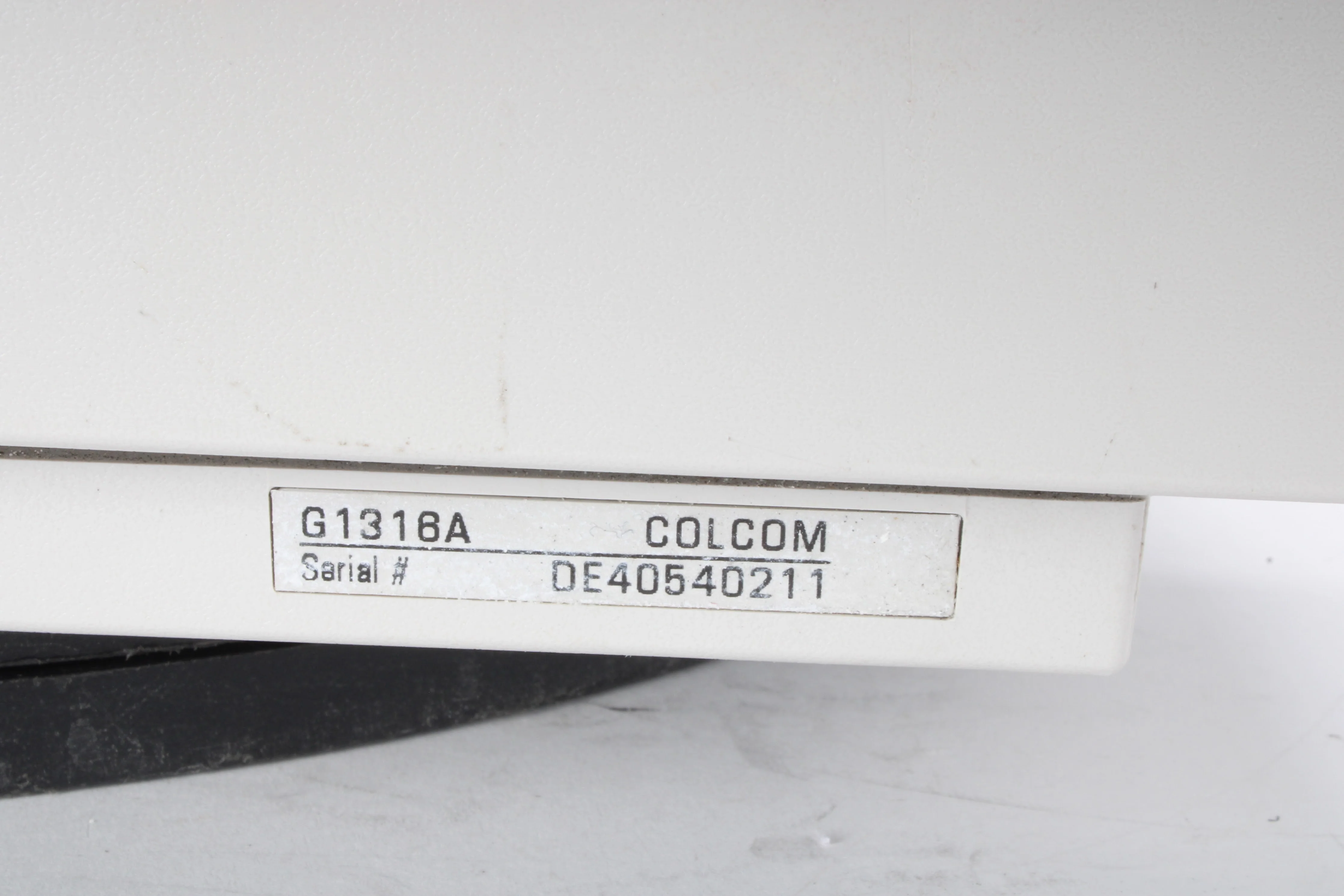 Agilent 1100 Series HPLC G1316A Column Compartment 1100 Series - Broken Latches - Image 2
