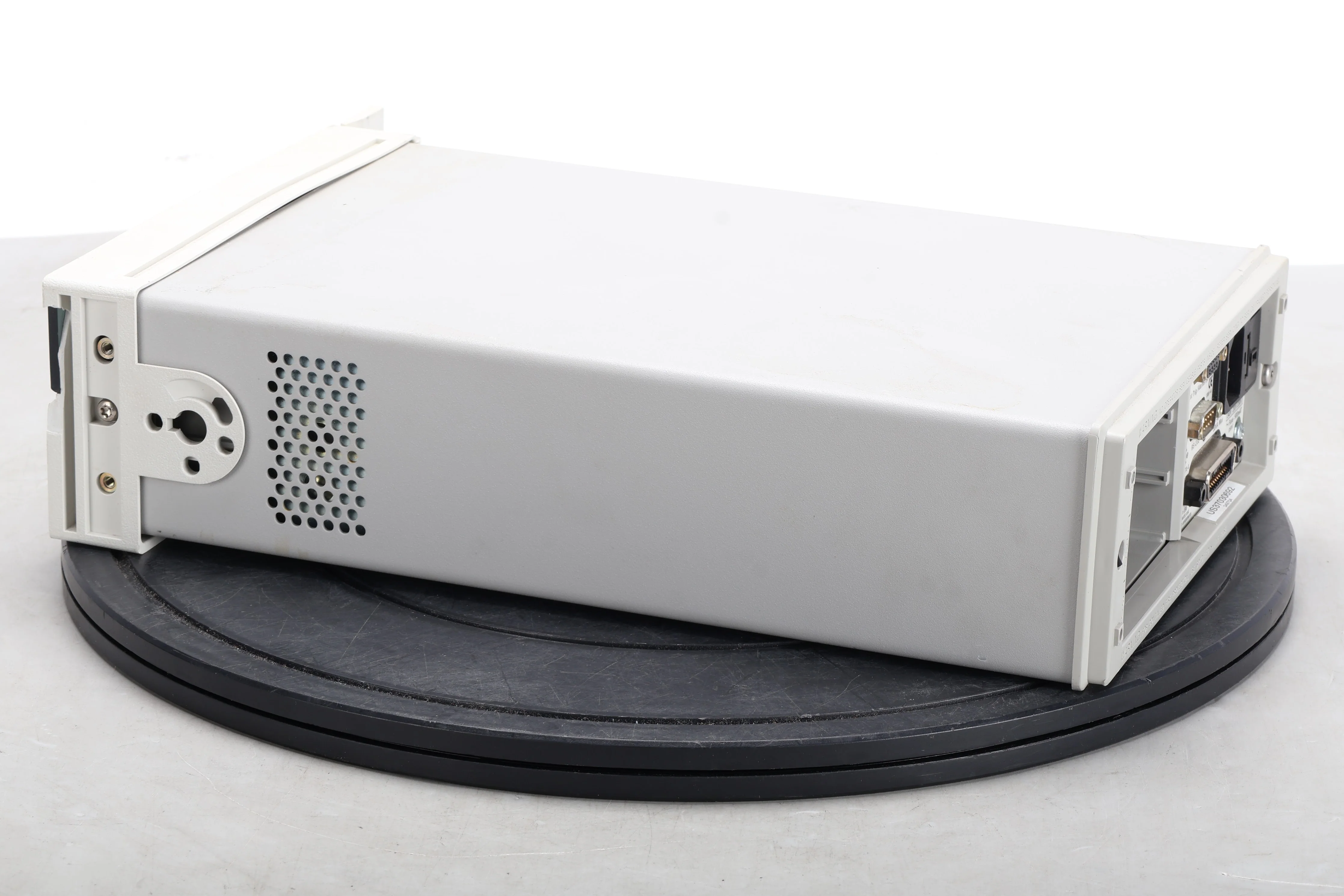Agilent 34970A Data Acquisition Switch With Option 001 - Fair Condition - Image 2