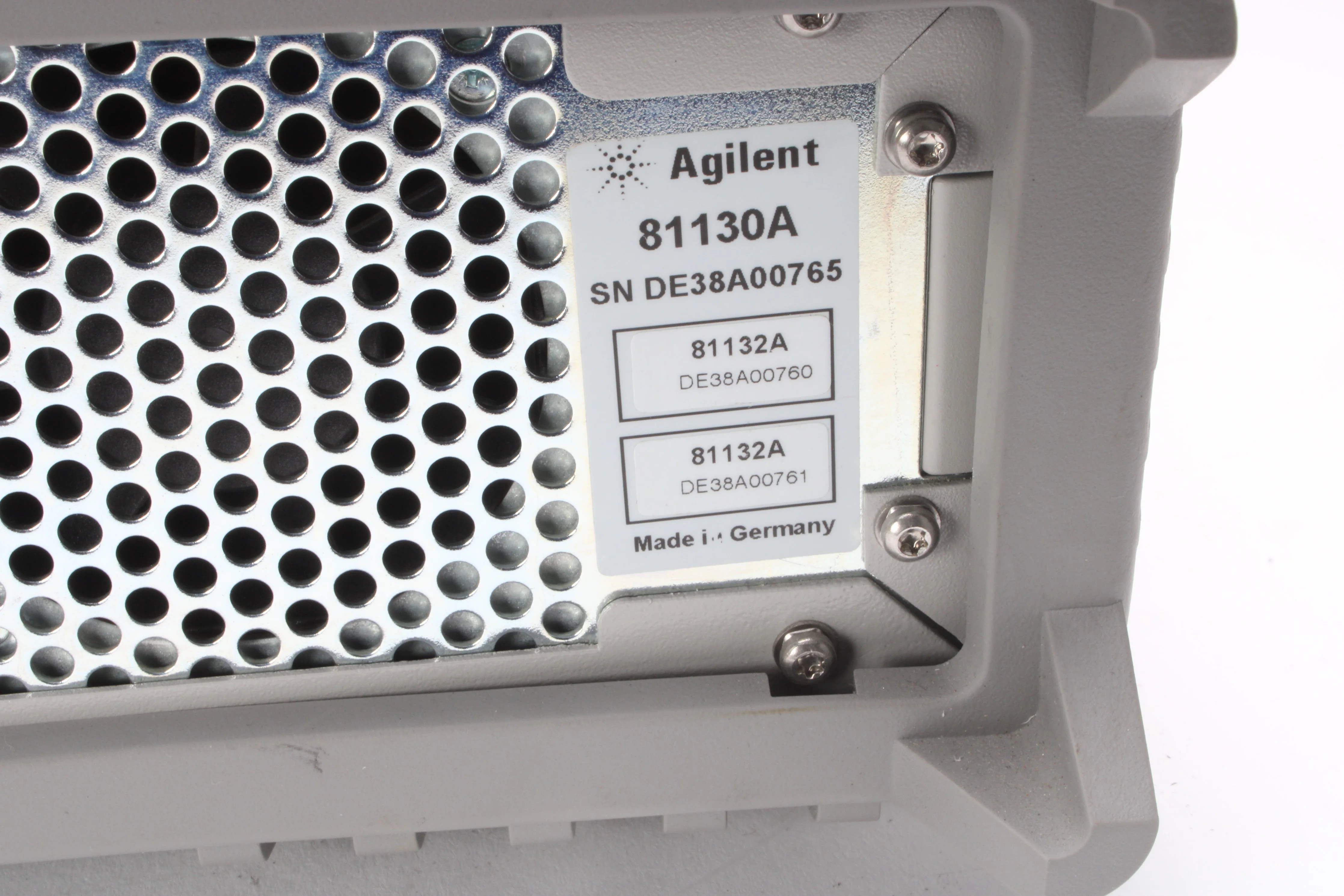 Agilent 81130A 400/660 MHz Pulse/Pattern Generator With 2x 81132A Output Cards - Image 6