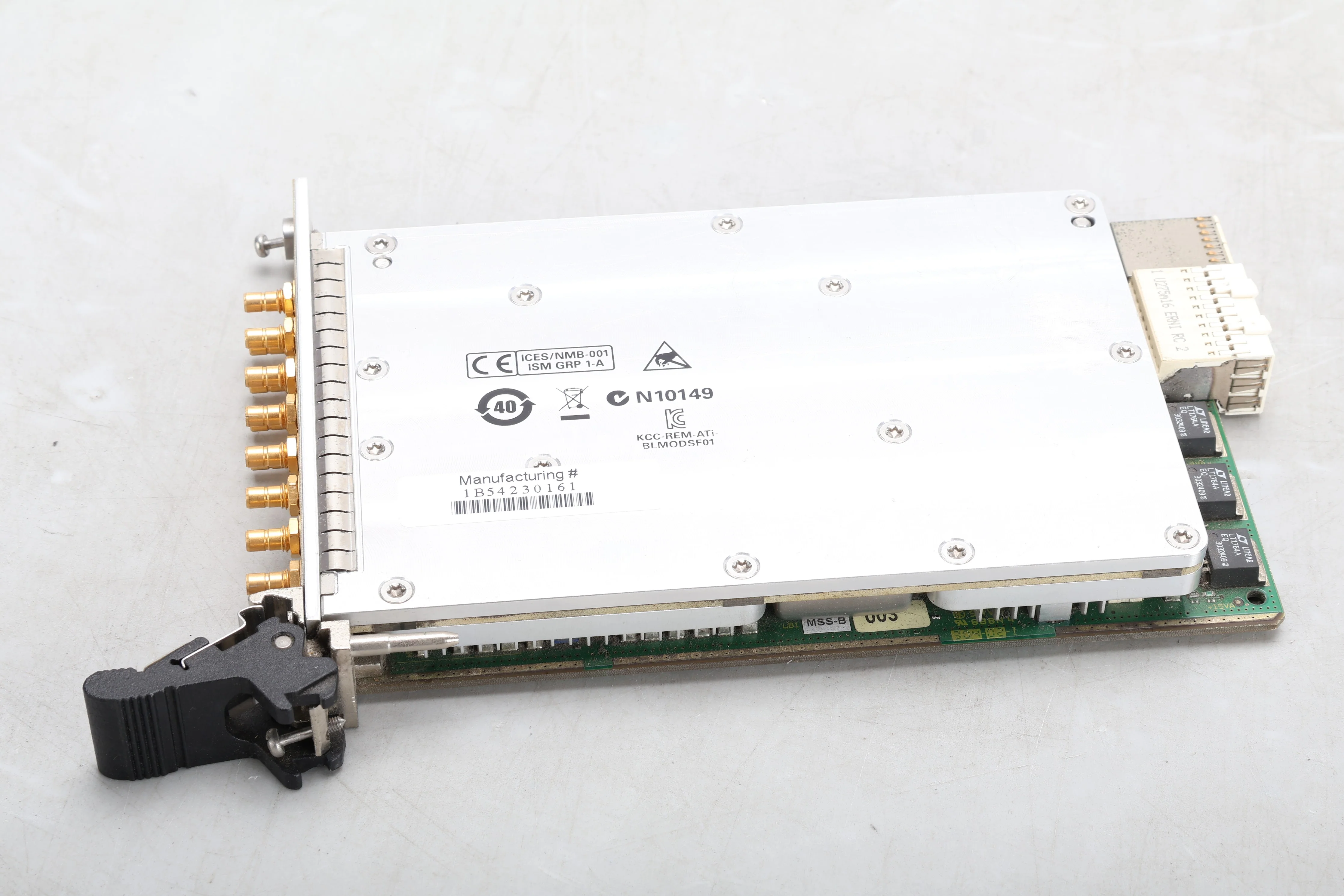 Agilent Keysight M9300A PXIe Frequency Reference 10 MHz and 100 MHz - Image 2