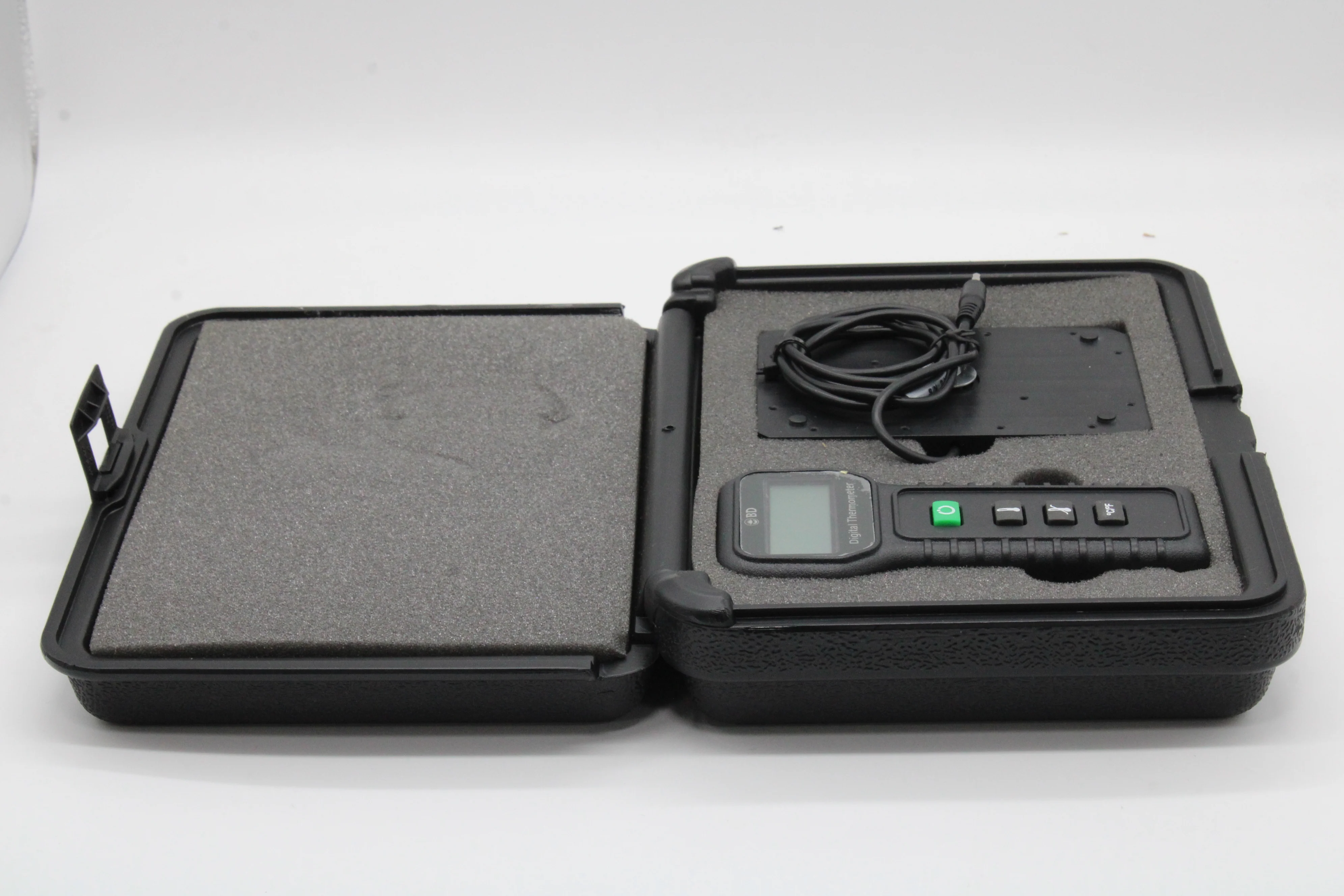 Alpha Technics BD 3000i Digital Precision Clinical Thermometer W/ Viper Probe - Image 3