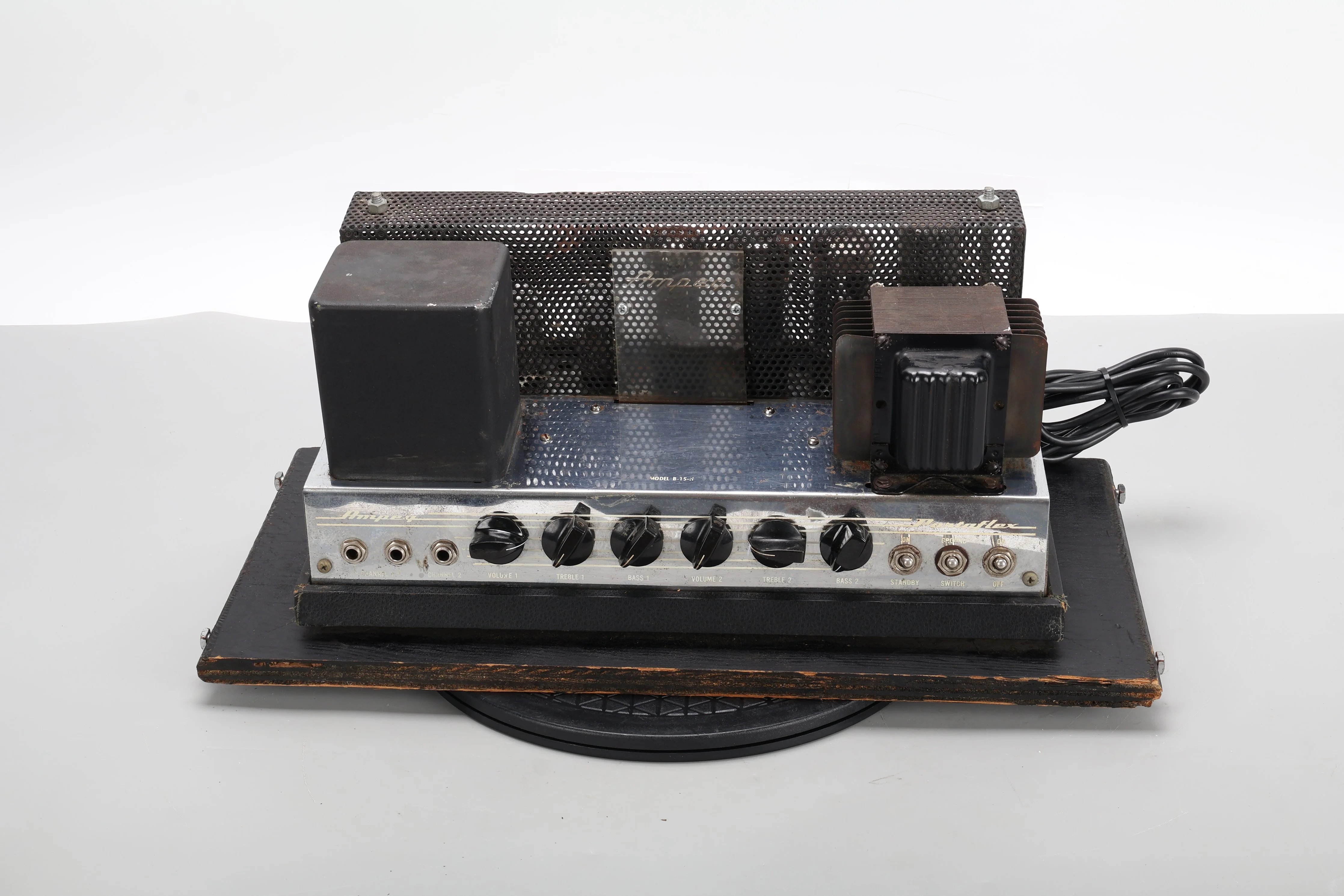 Ampeg B-15NF Portaflex Tube Bass Amplifier - AS IS For Parts - Image 2