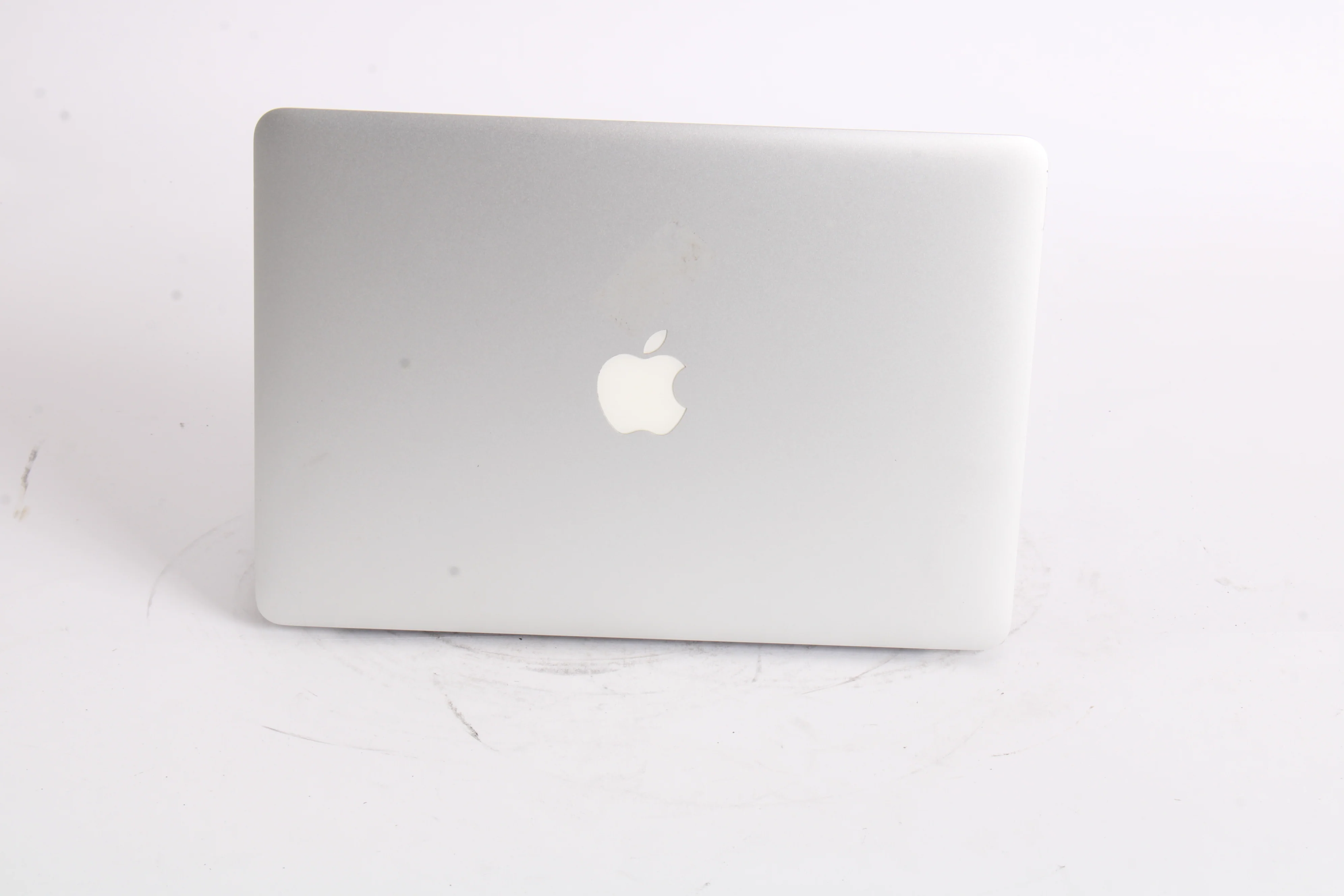 Apple A1466 MacBook Air Mid-2012 13" w/ Intel i5-3427U @1.8GHz/4GB Ram/128GB SSD - Image 4