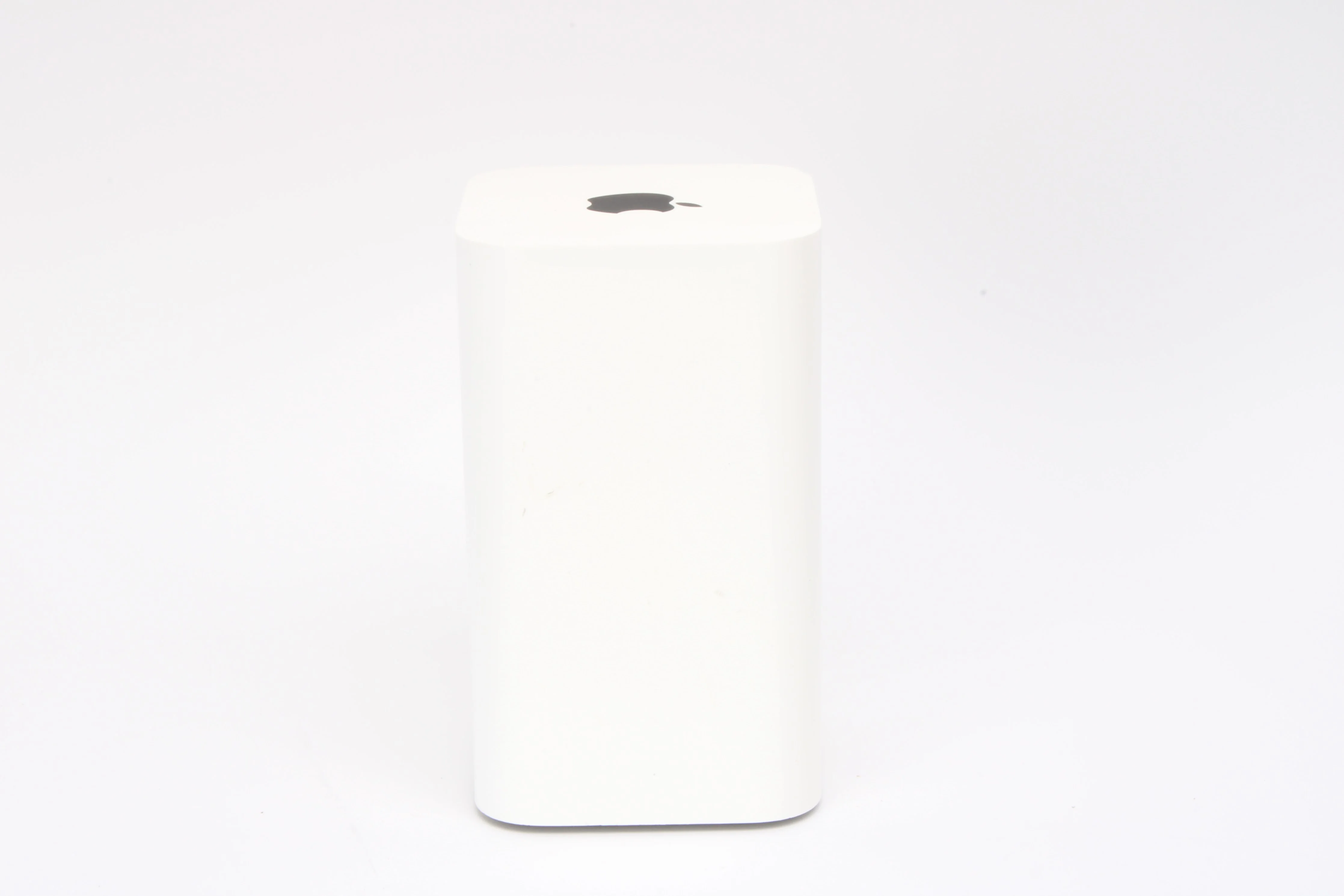 Apple A1521 AirPort Extreme Base Station - Fair Condition - Image 4