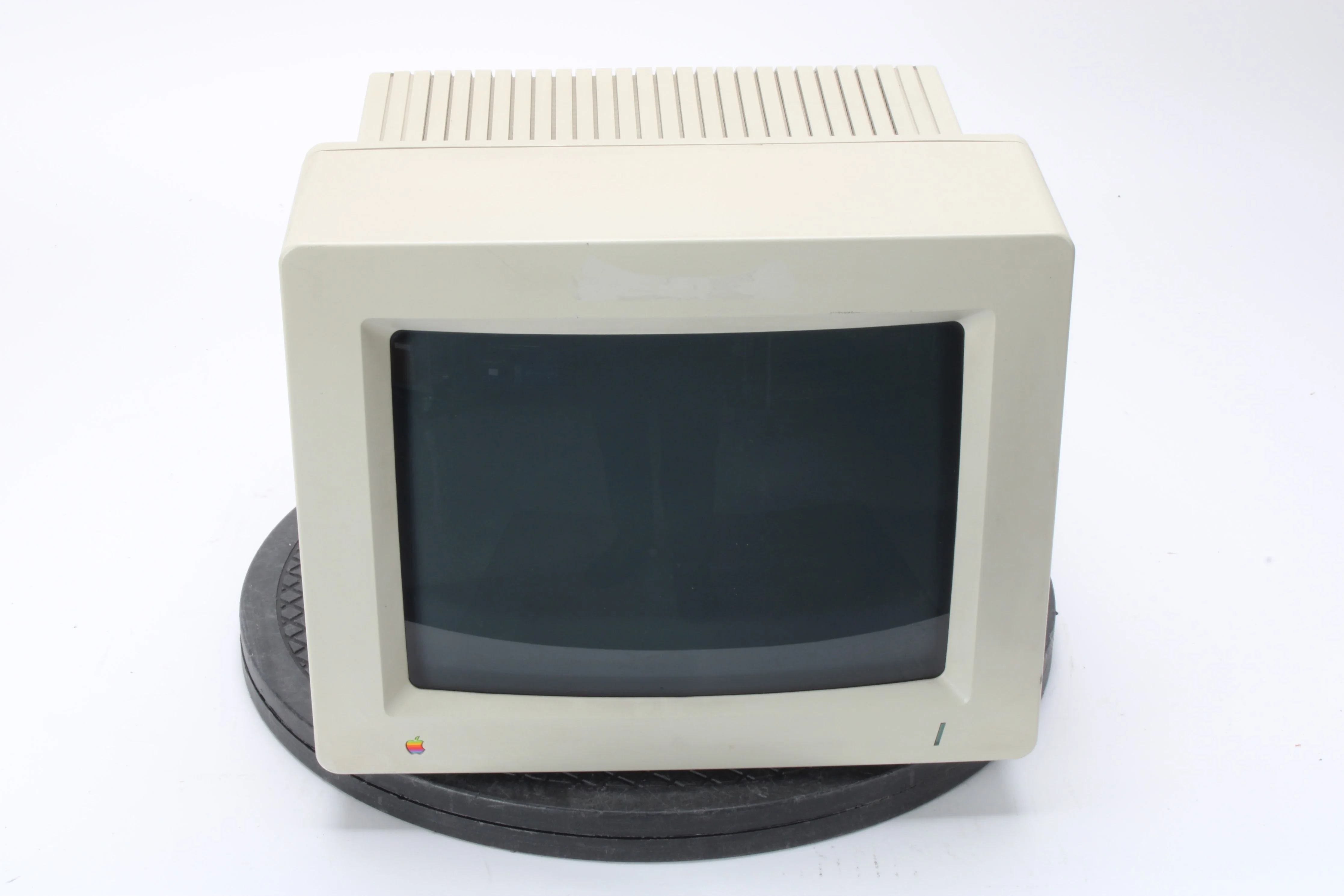 Apple A2M6014 12" RGB Color Monitor - Fair Condition