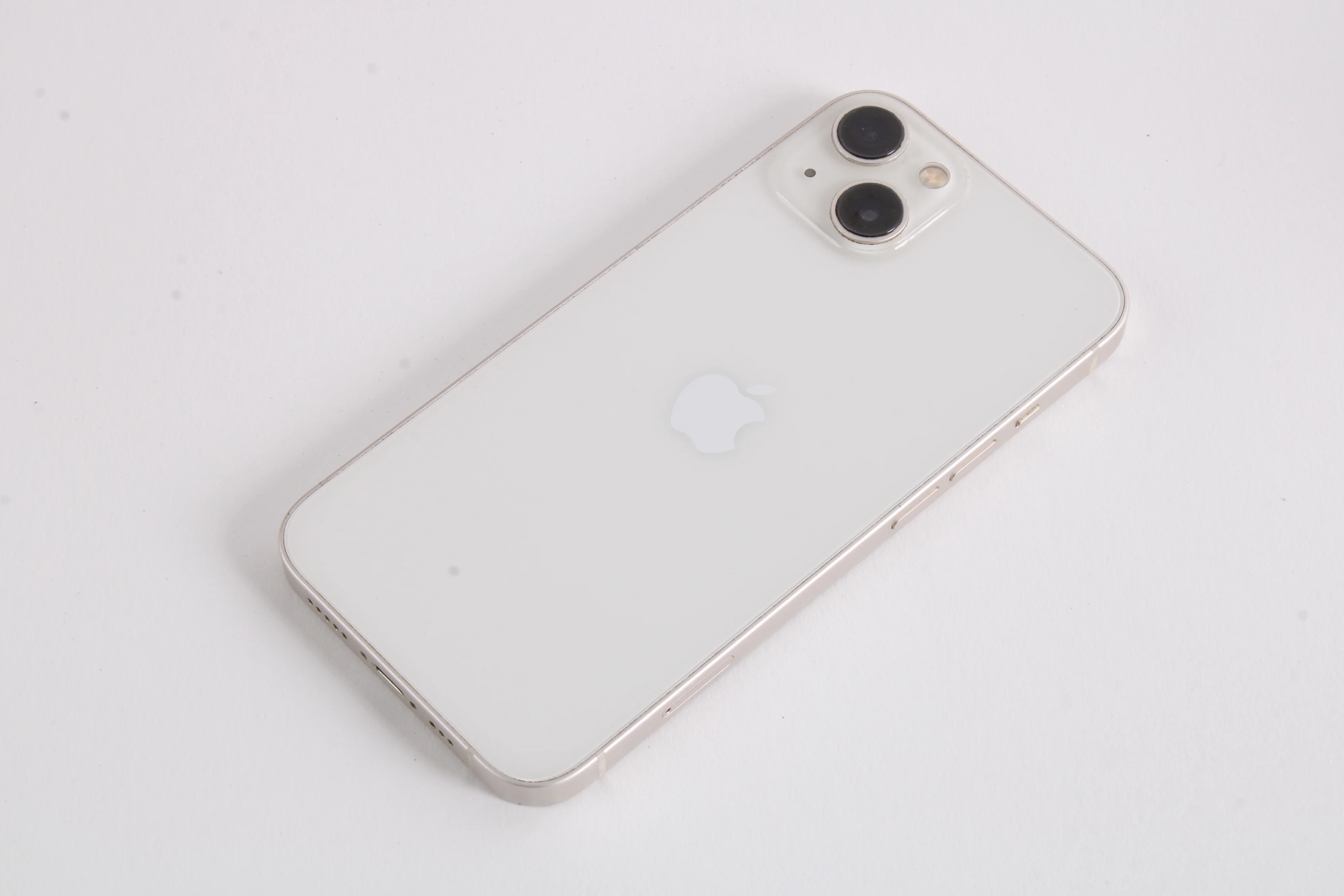 Apple iPhone 13 MLAP3LL/A 256GB Starlight A2482 (194252704844) - Verizon - Image 6