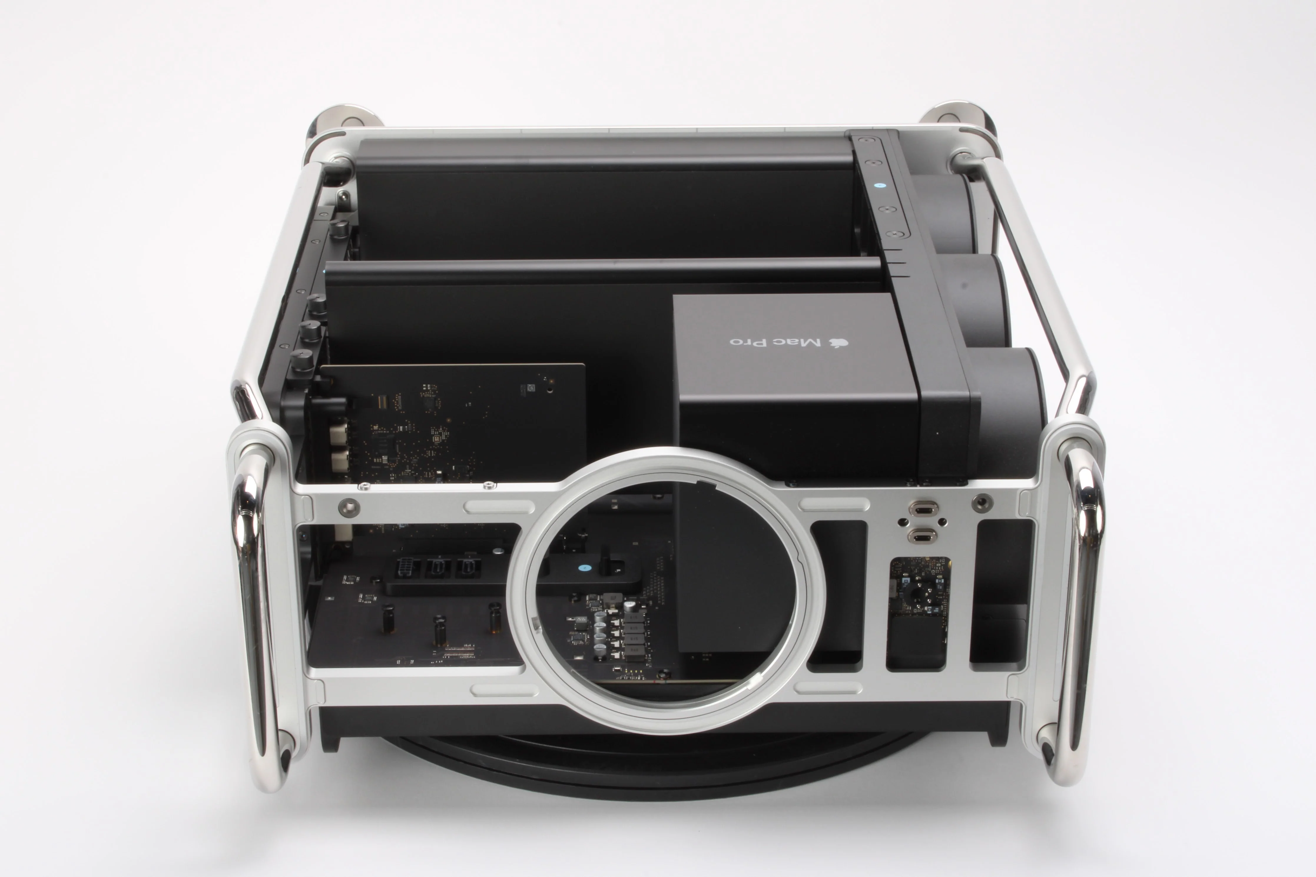 Apple Mac Pro 2019 3.3GHz 12-Core 256GB Ram / 1TB SSD - No Video Card - Image 9