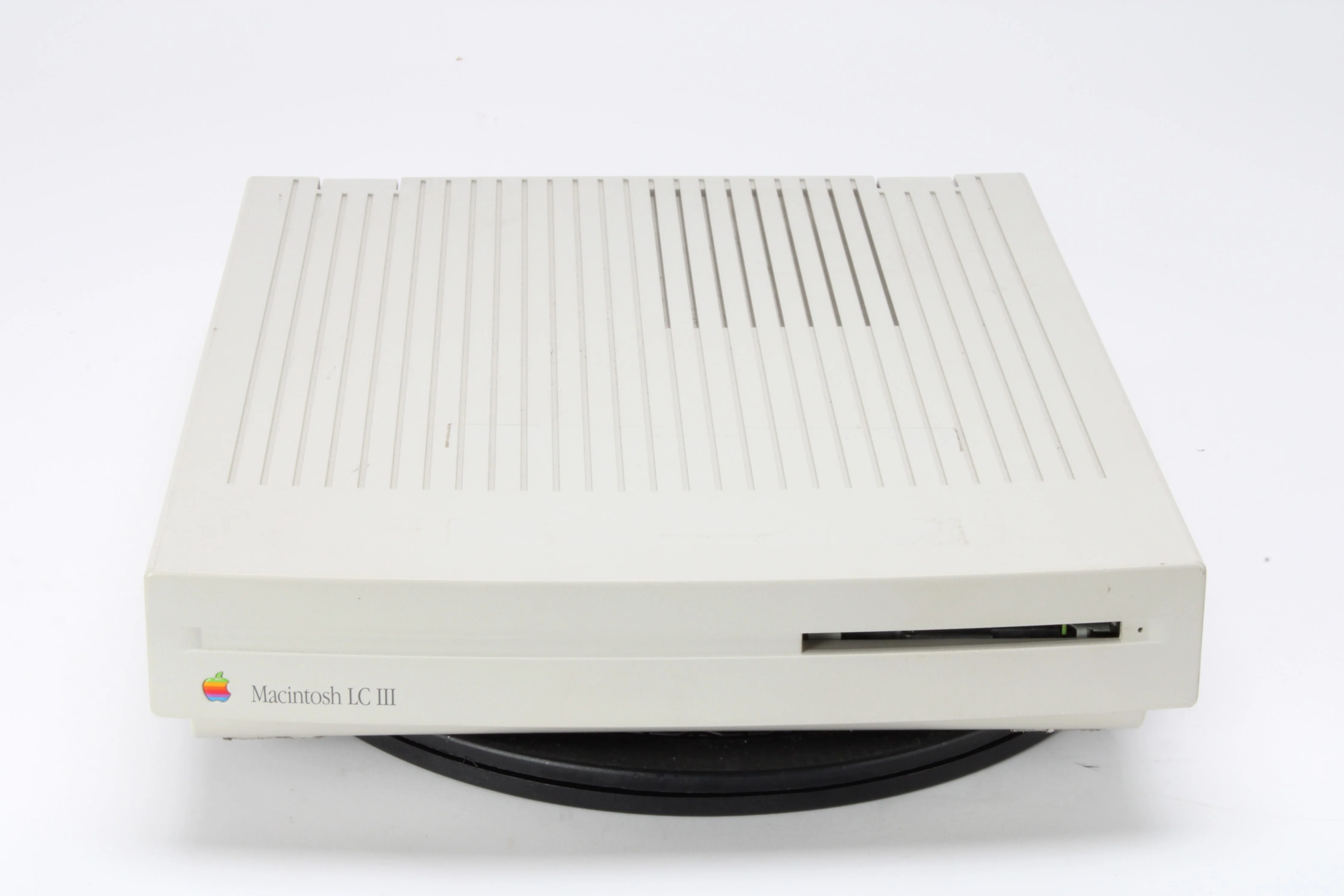 Apple Macintosh M1254 LC III / 68030 CPU / 16MB Ram / 160MB HDD - AS IS