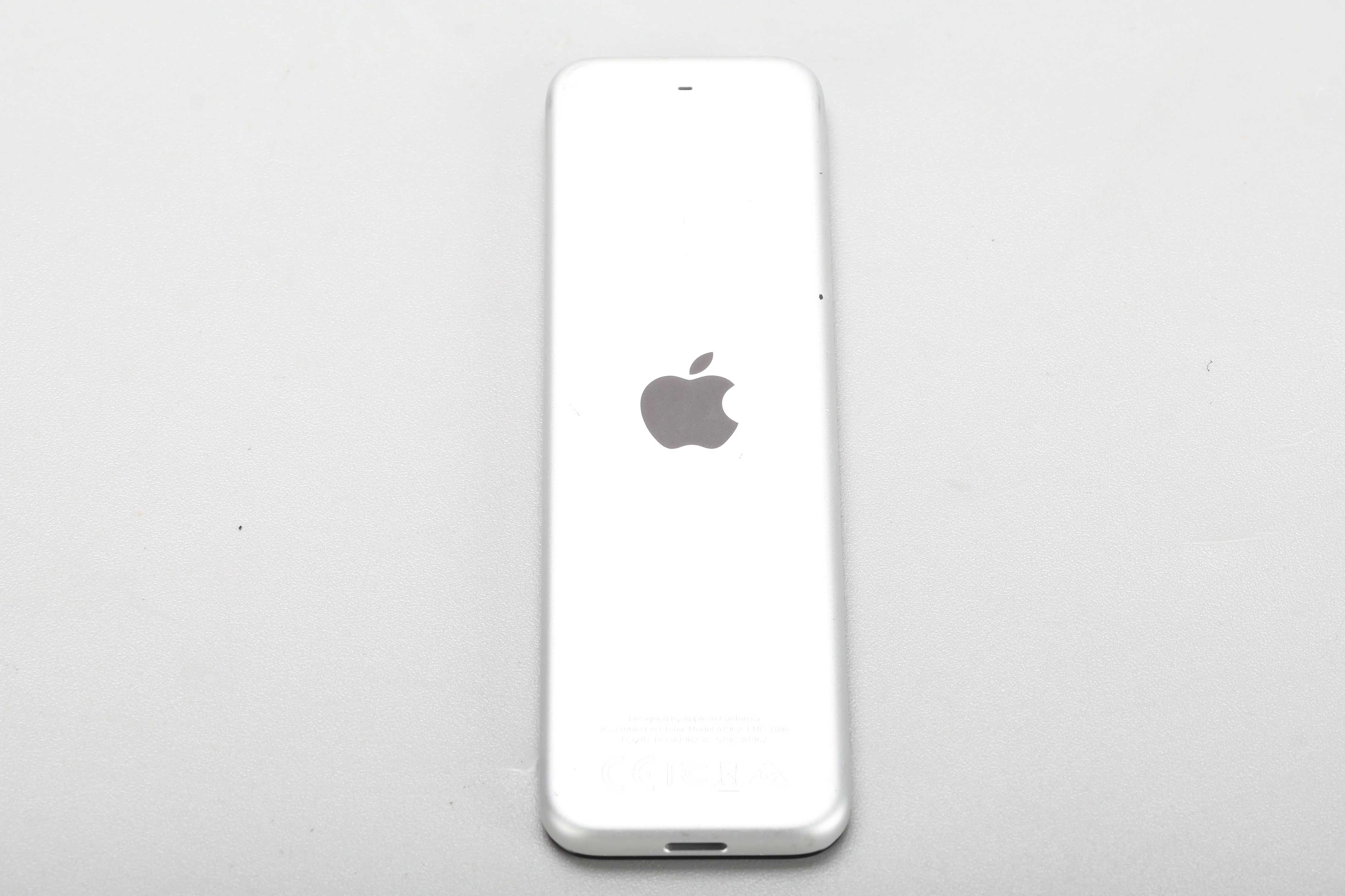Apple TV A1625 (4th Generation HD) Media Streamer 32GB With A1962 Remote - Fair - Image 7
