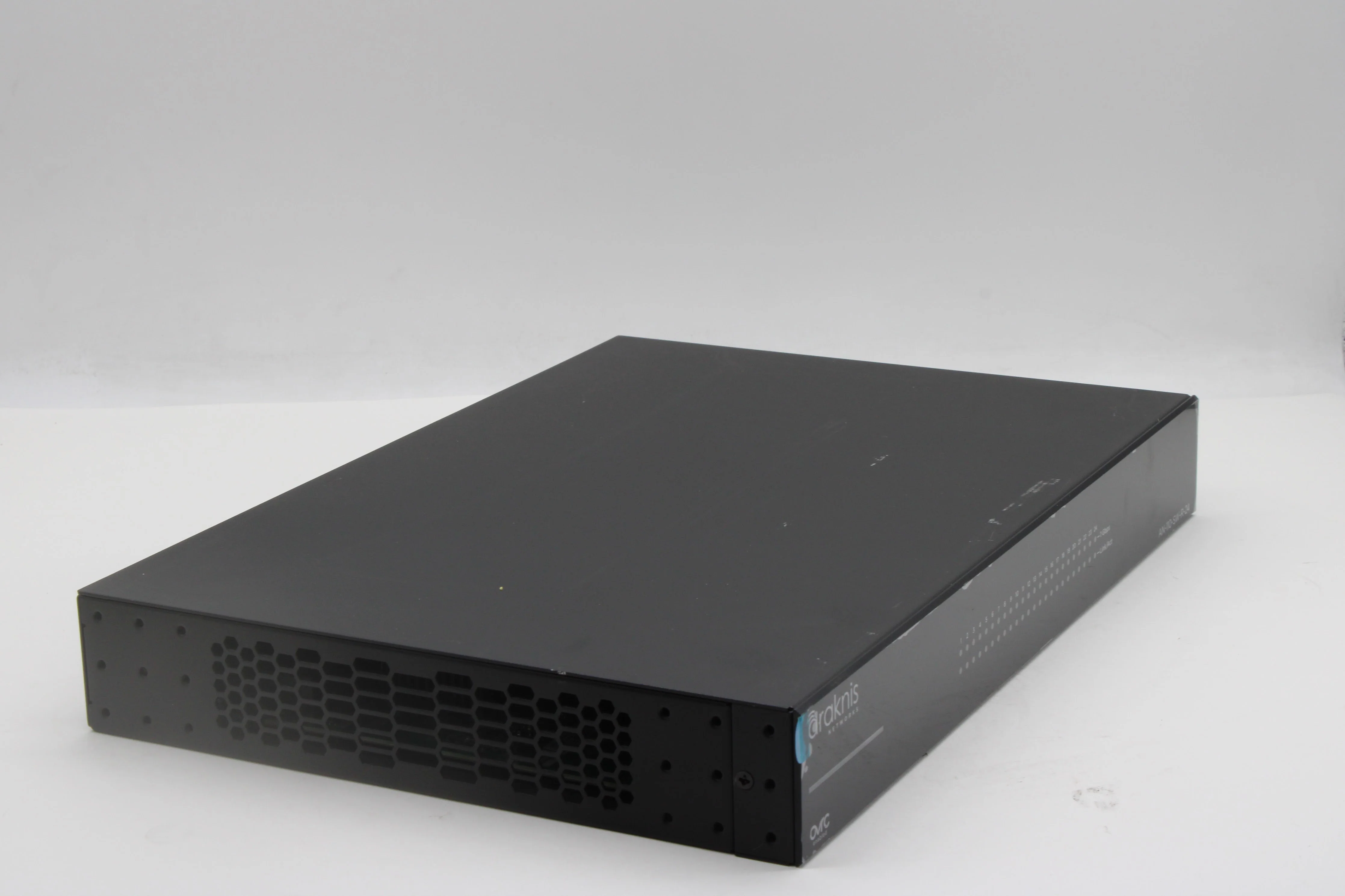Araknis AN-110-SW-R-24 24-Port Gigabit Cloud managed switch - Image 2