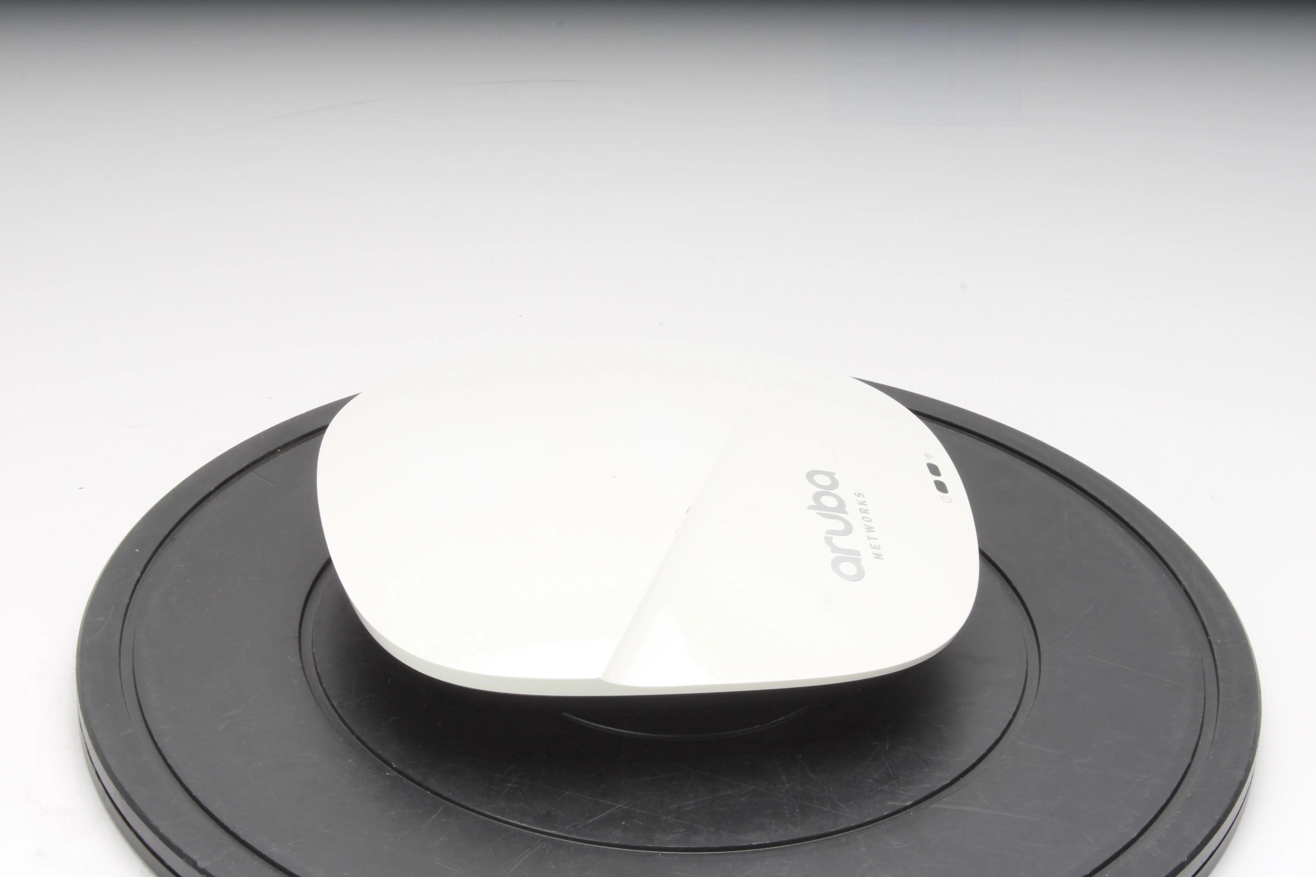 Aruba AP-335 Wireless Access Point APIN0335 - Image 3