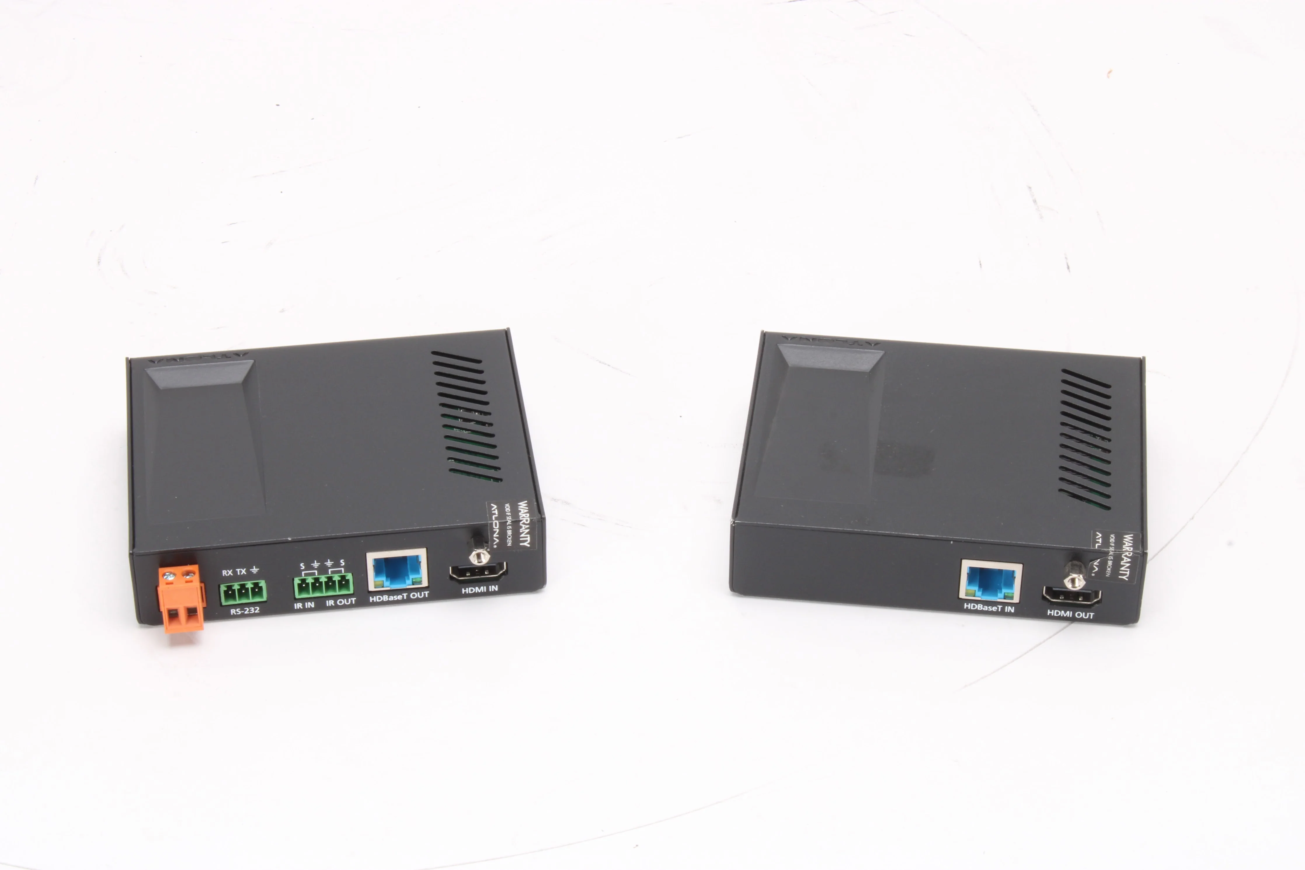 Atlona AT-UHD-EX-70C-KIT HDMI Transceiver Kit With Accessories - Image 4