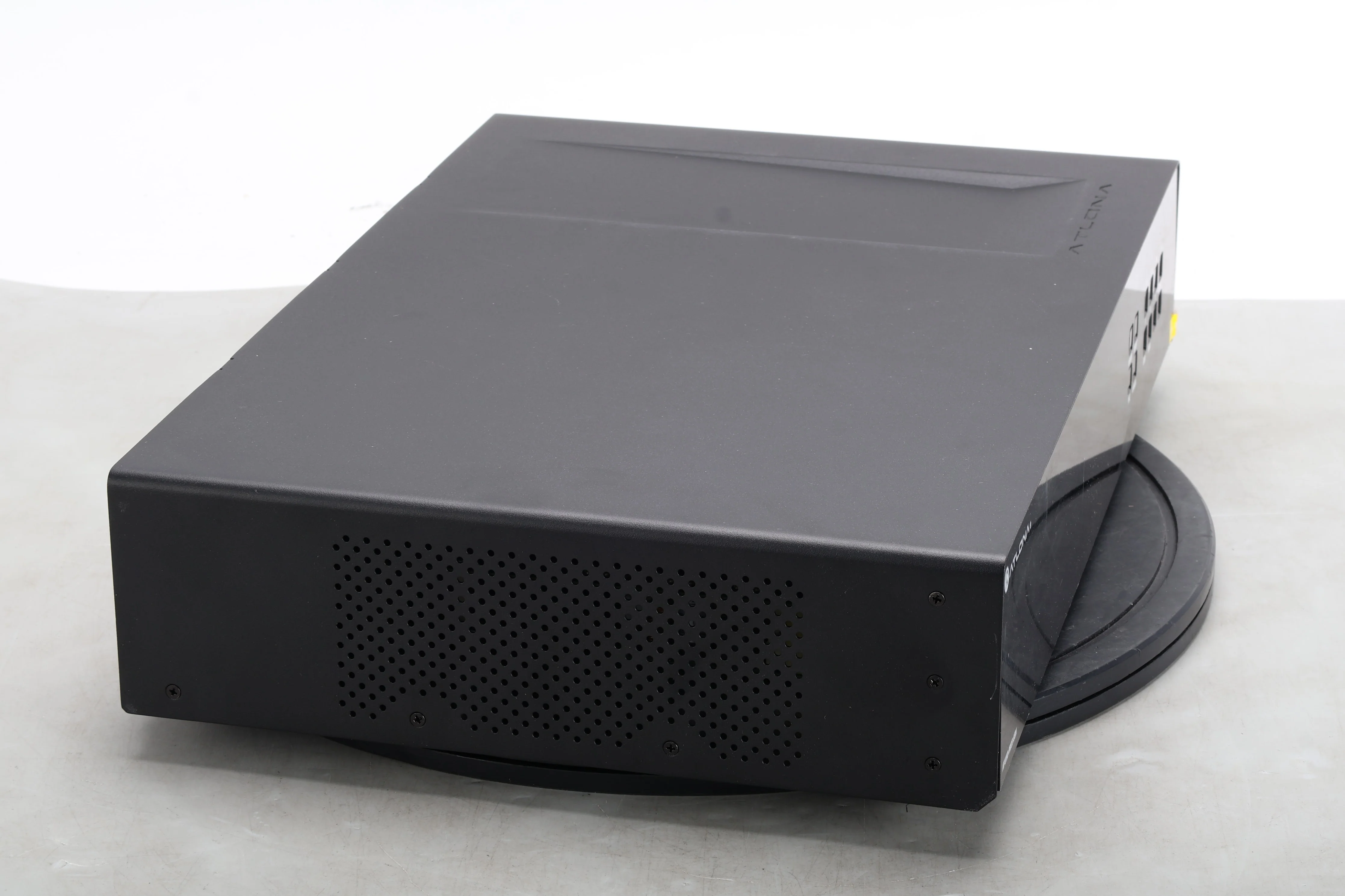 Atlona AT-UHD-PRO3-66M 6x6 HDMI Matrix Switcher 4K With Accessories - Image 5