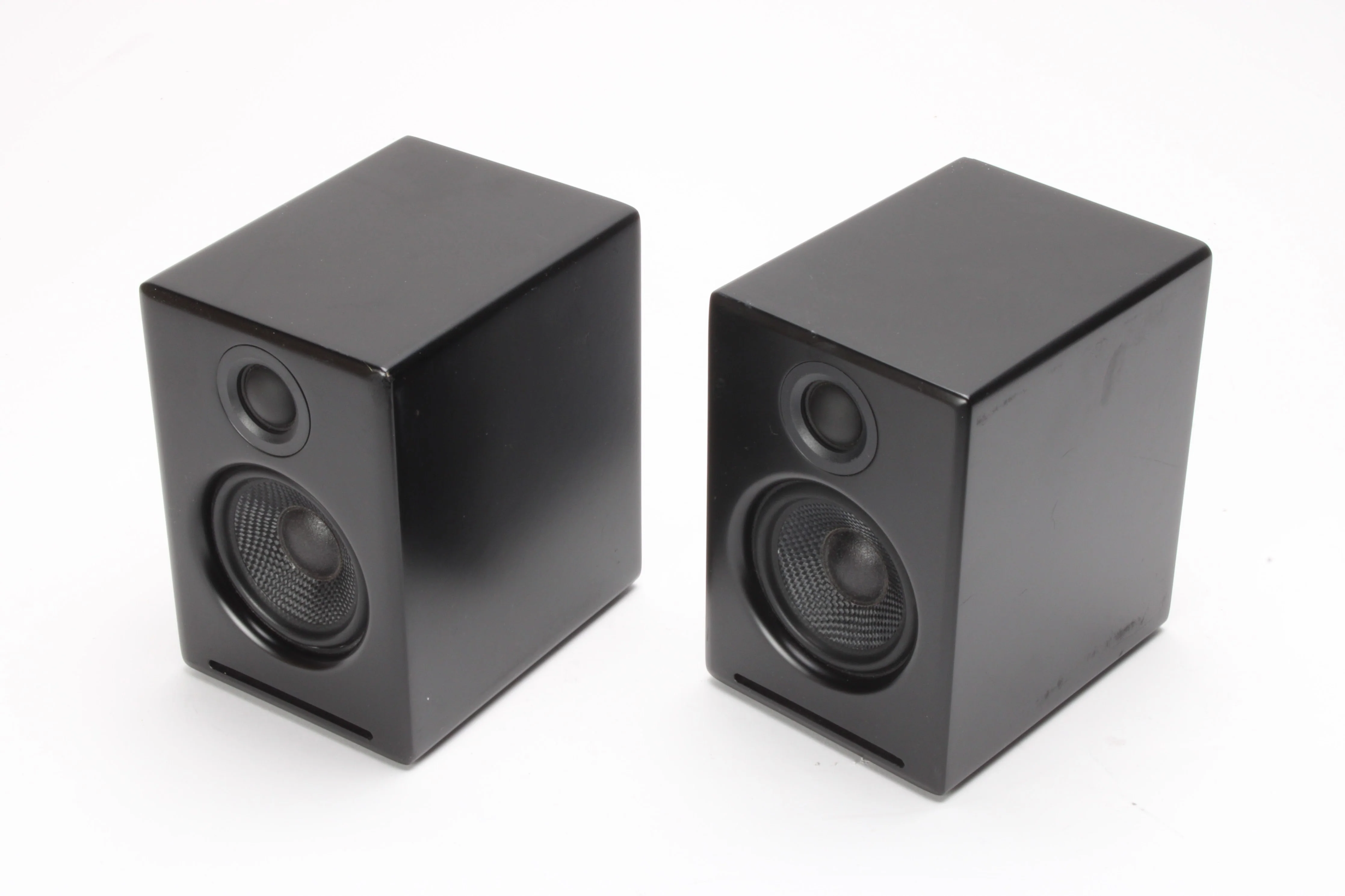 AudioEngine A2 Bookshelf Speaker (Pair) - Fair Condition - Image 2