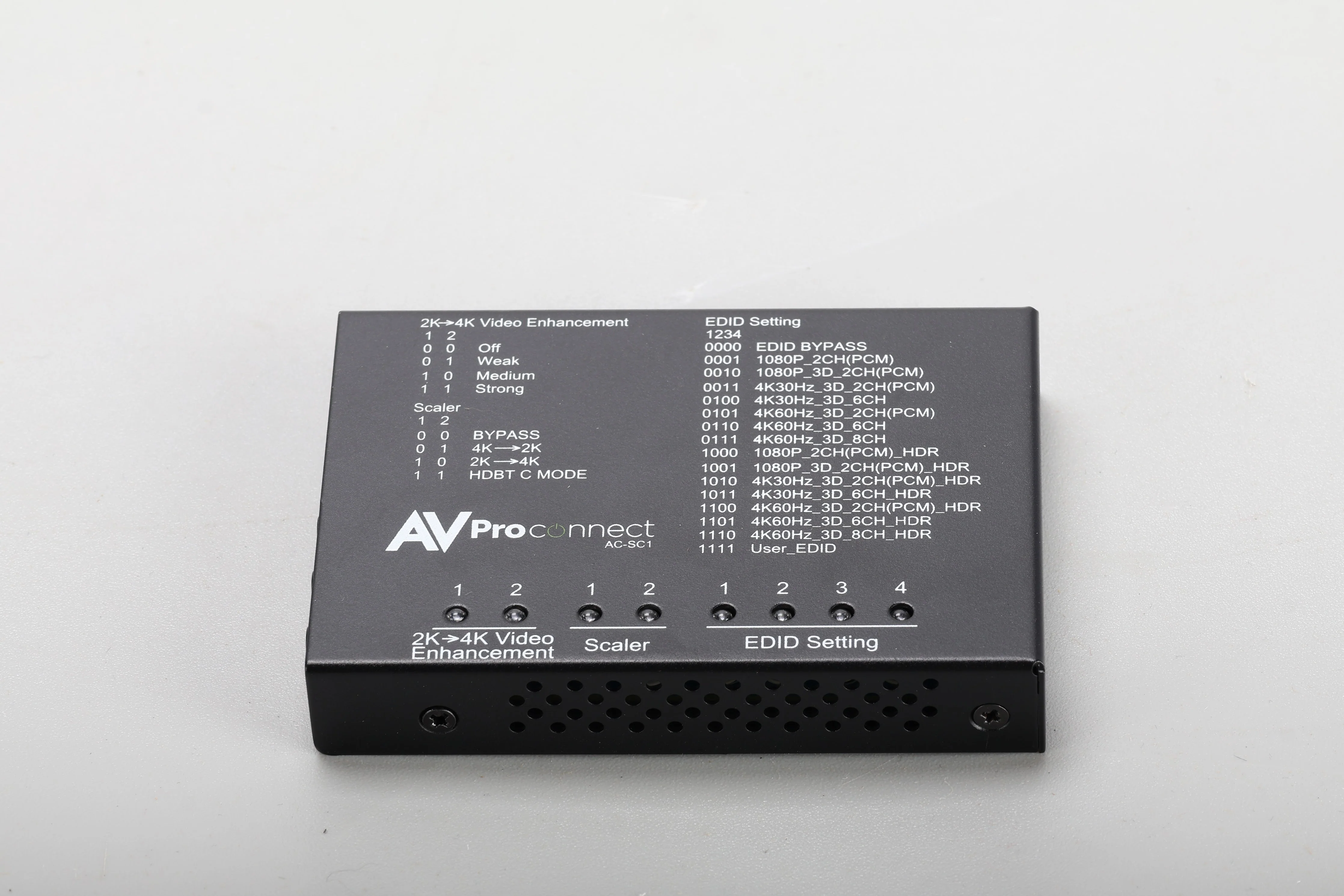 AVPro Edge AC-SC1-SUHD 4K HDMI Scaler With USB Cable and Hardware - Image 3
