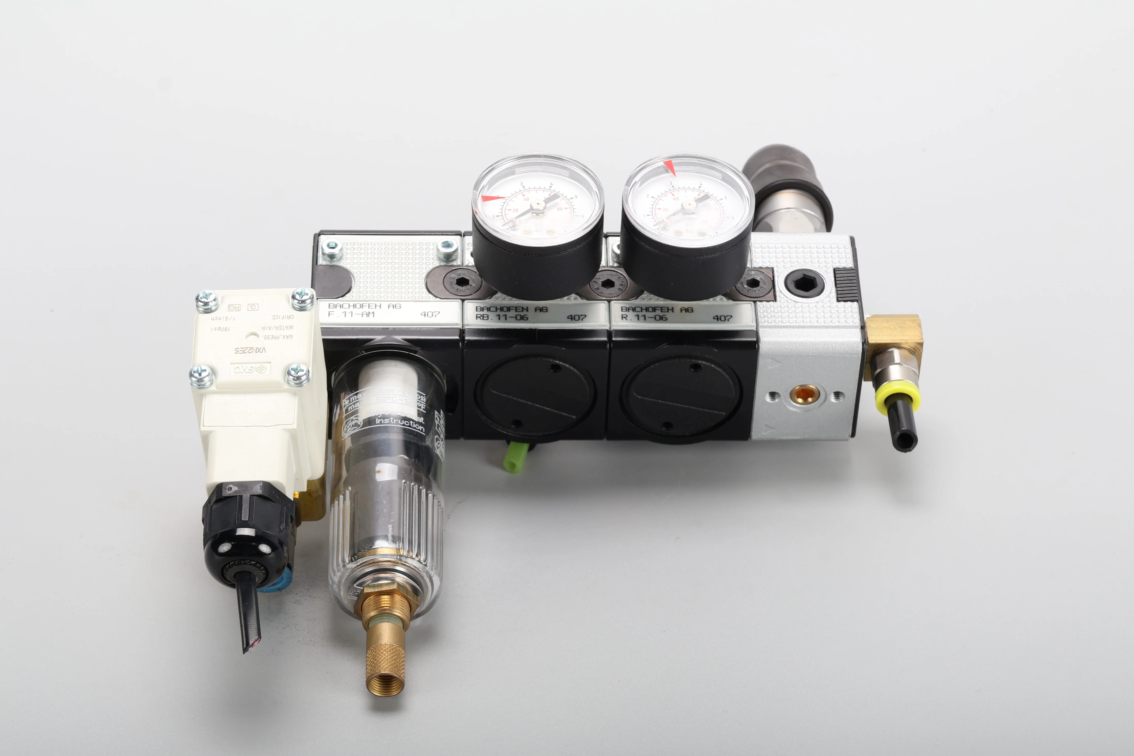 Bachofen Manifold W/ 2x AG RB.11-06 407, 1x AG F.11-AM 407, & SMC VXN22ES Valve