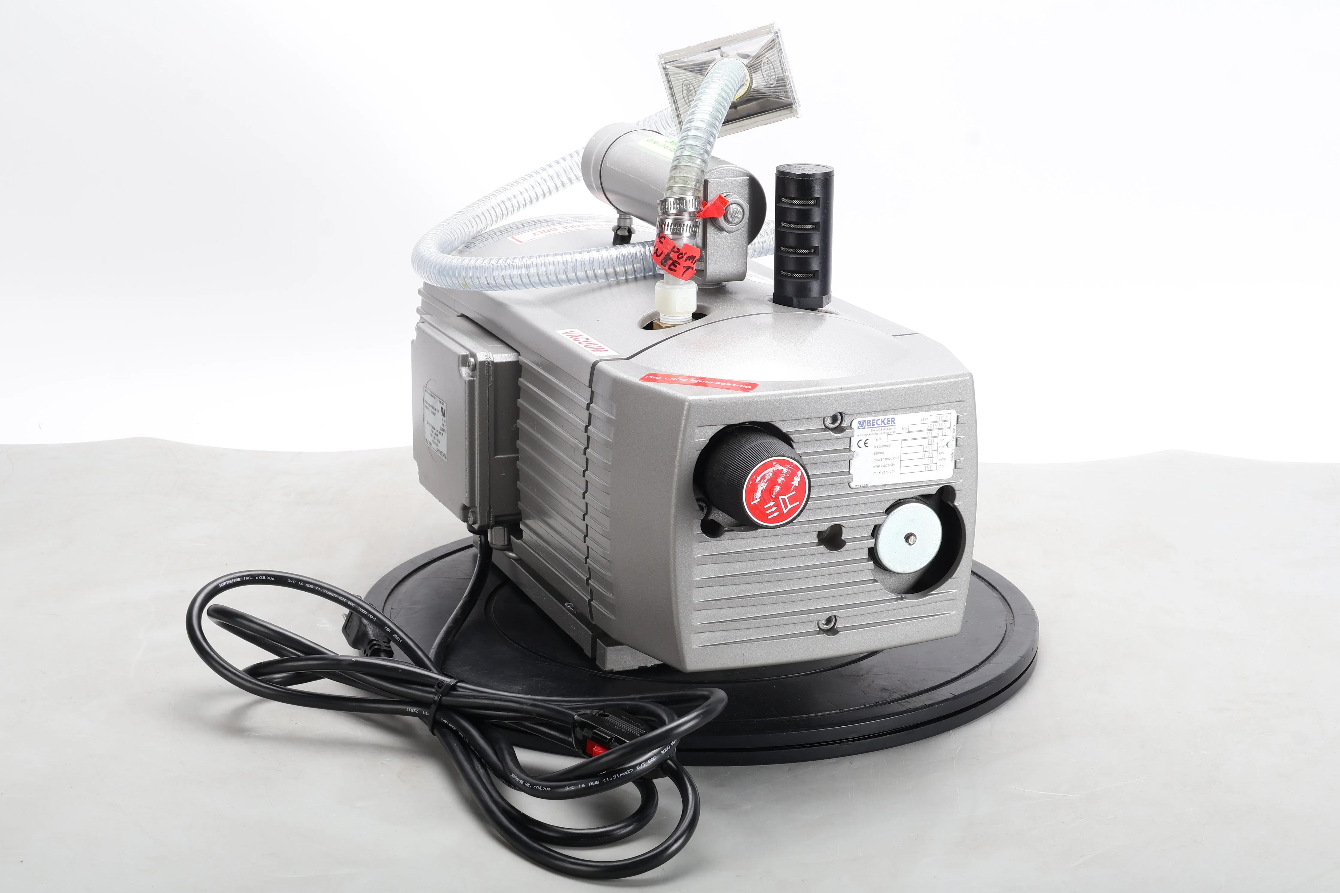Becker VT 4.16 Rotary Vane Vacuum Pump With Hose