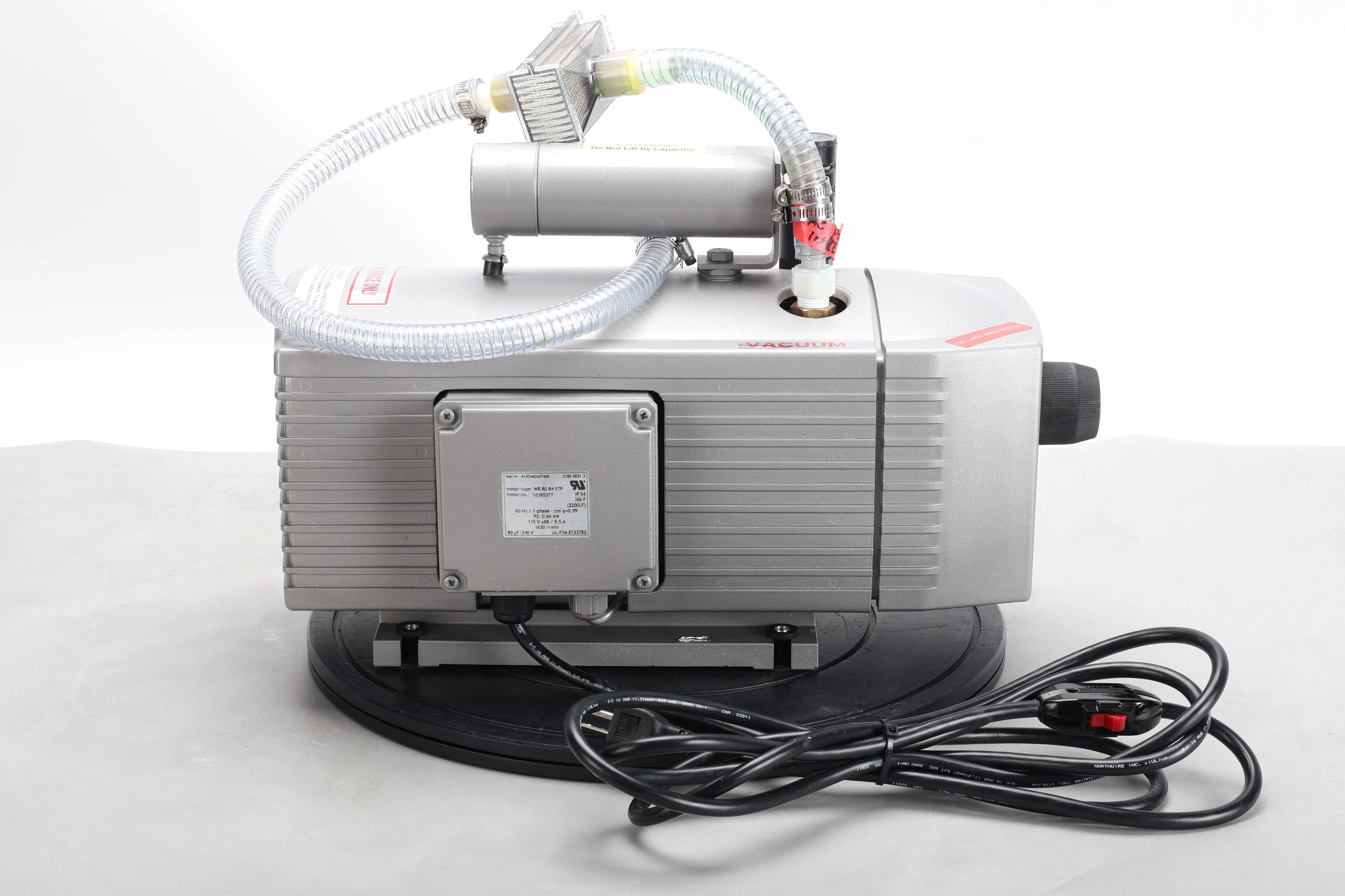 Becker VT 4.16 Rotary Vane Vacuum Pump With Hose - Image 2