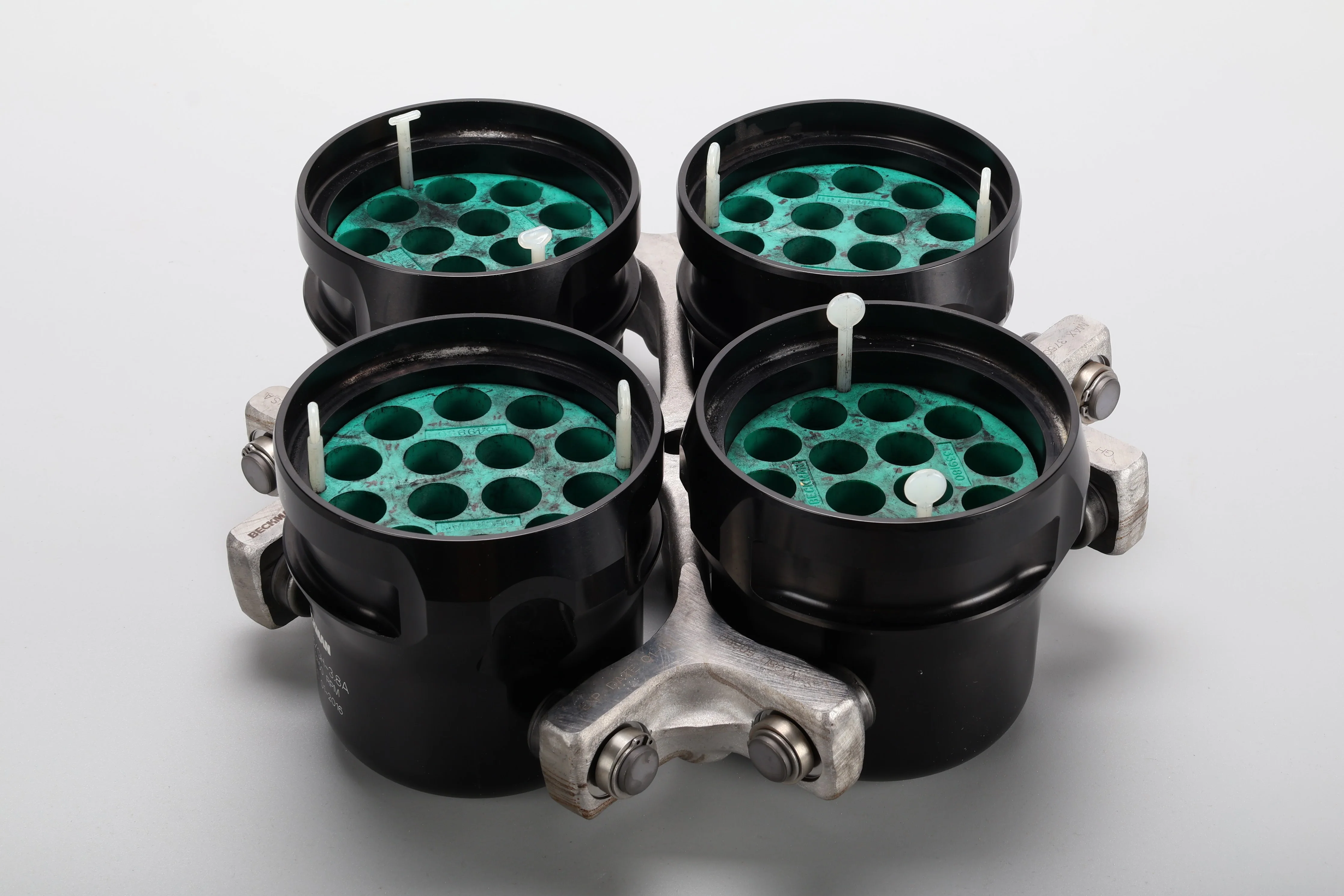Beckman GH 3.8 Centrifuge Rotor With Buckets and Inserts - Fair Condition - Image 2
