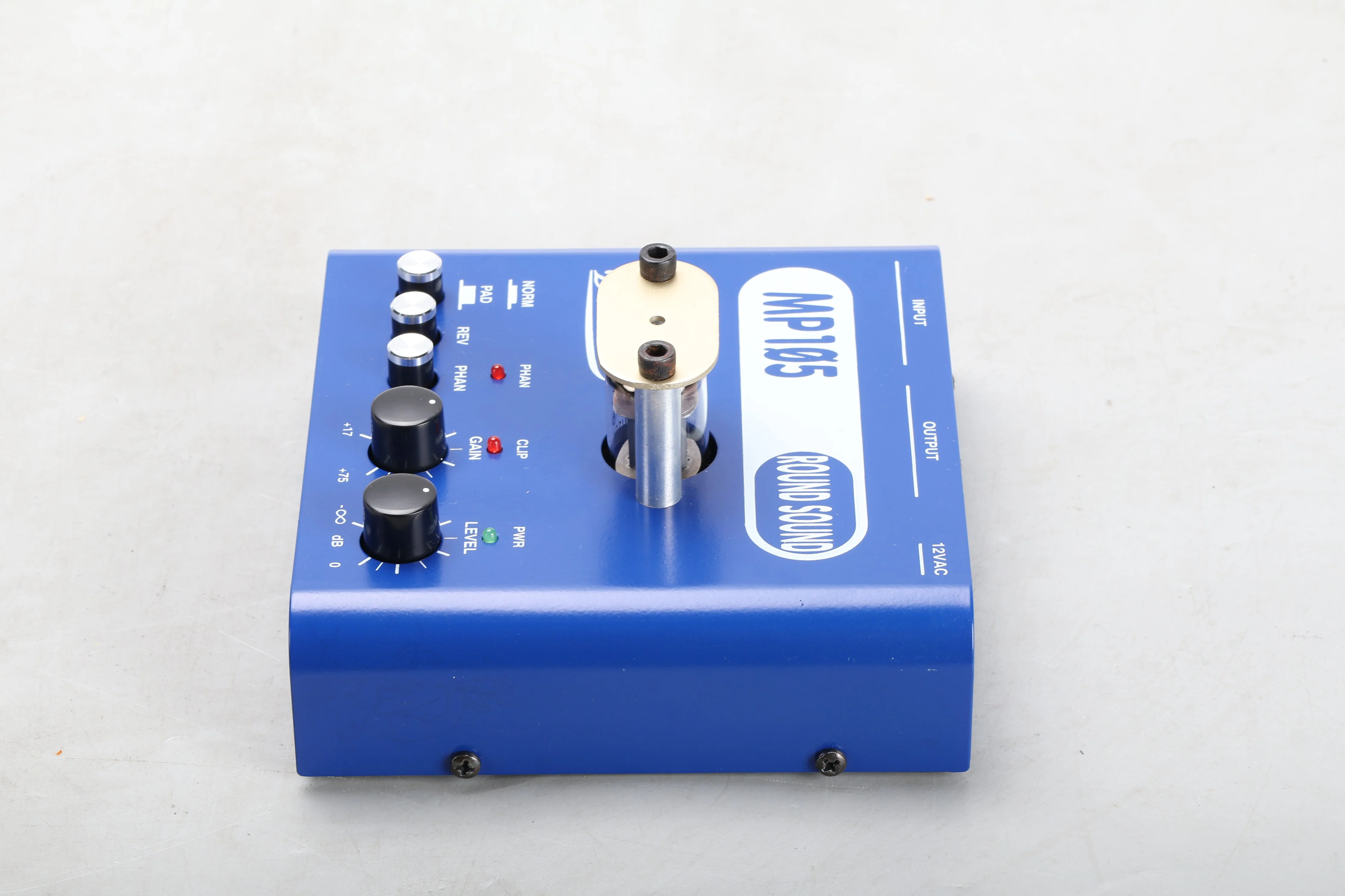 Bellari MP105 Round Sound Microphone Preamp With Power Supply - Image 3