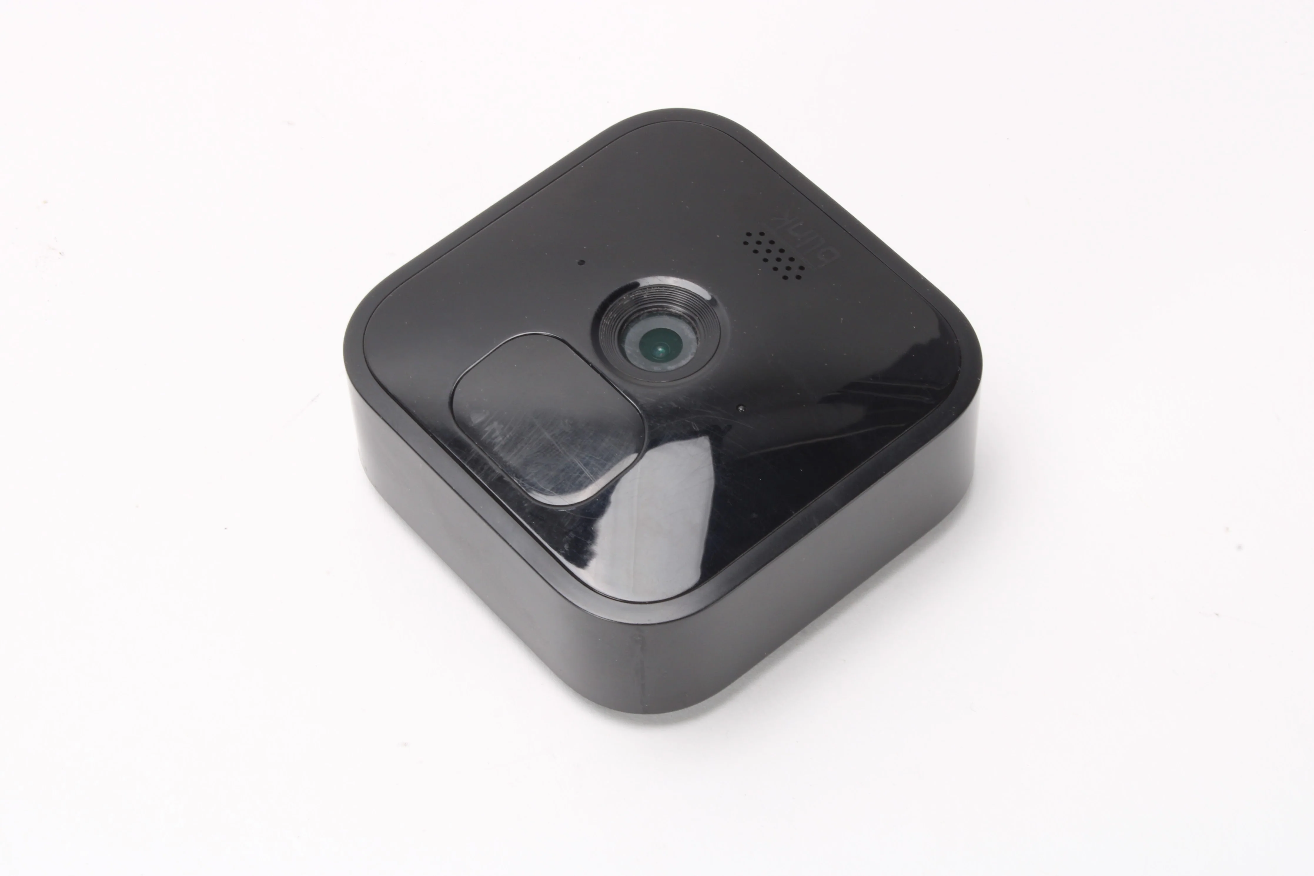 Blink BCM00400U 3rd Generation Indoor/Outdoor Add-On Camera With Accessories - Image 4