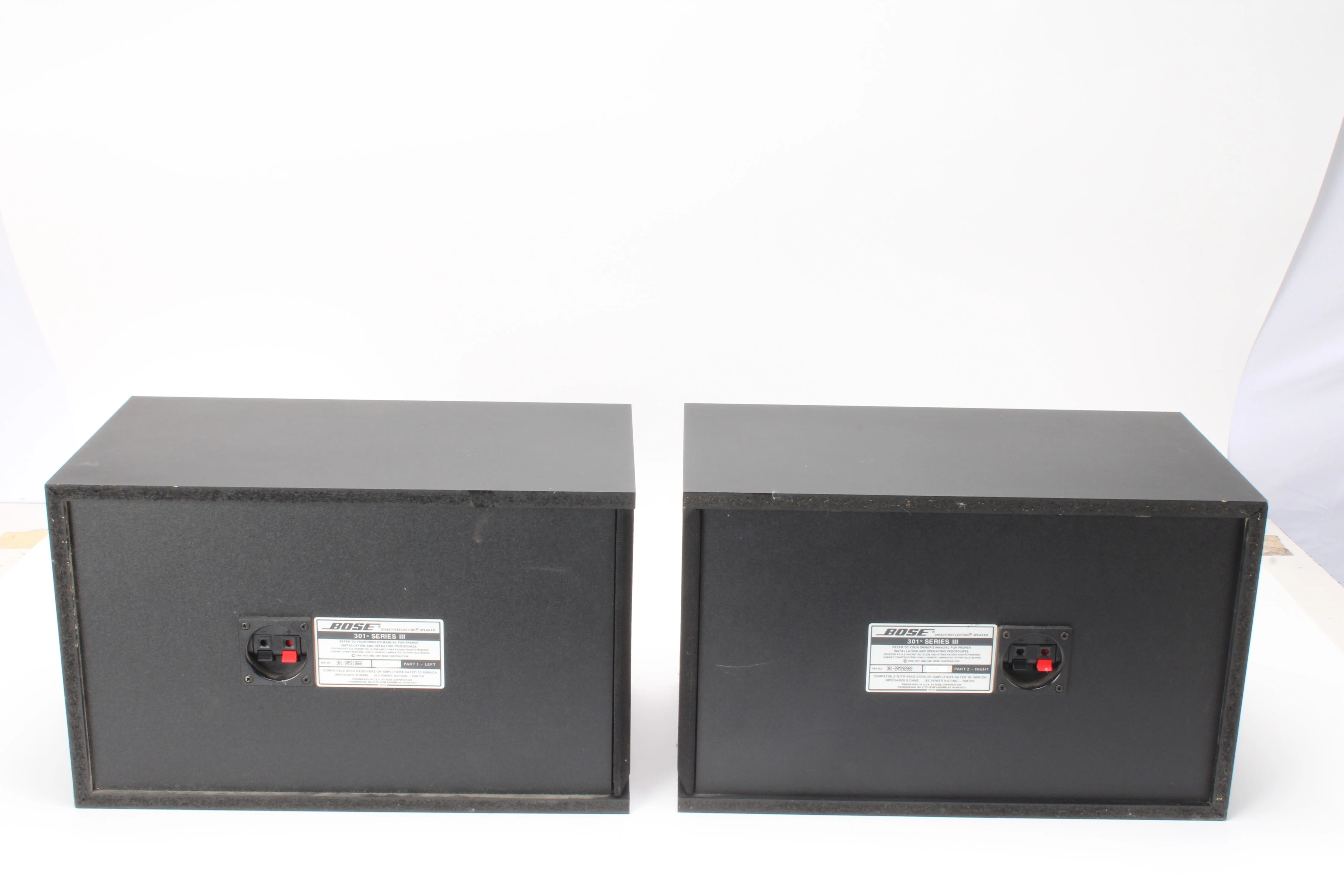 Bose 301 Series III Direct / Reflecting Speaker (Pair) - Fair Condition - Image 4