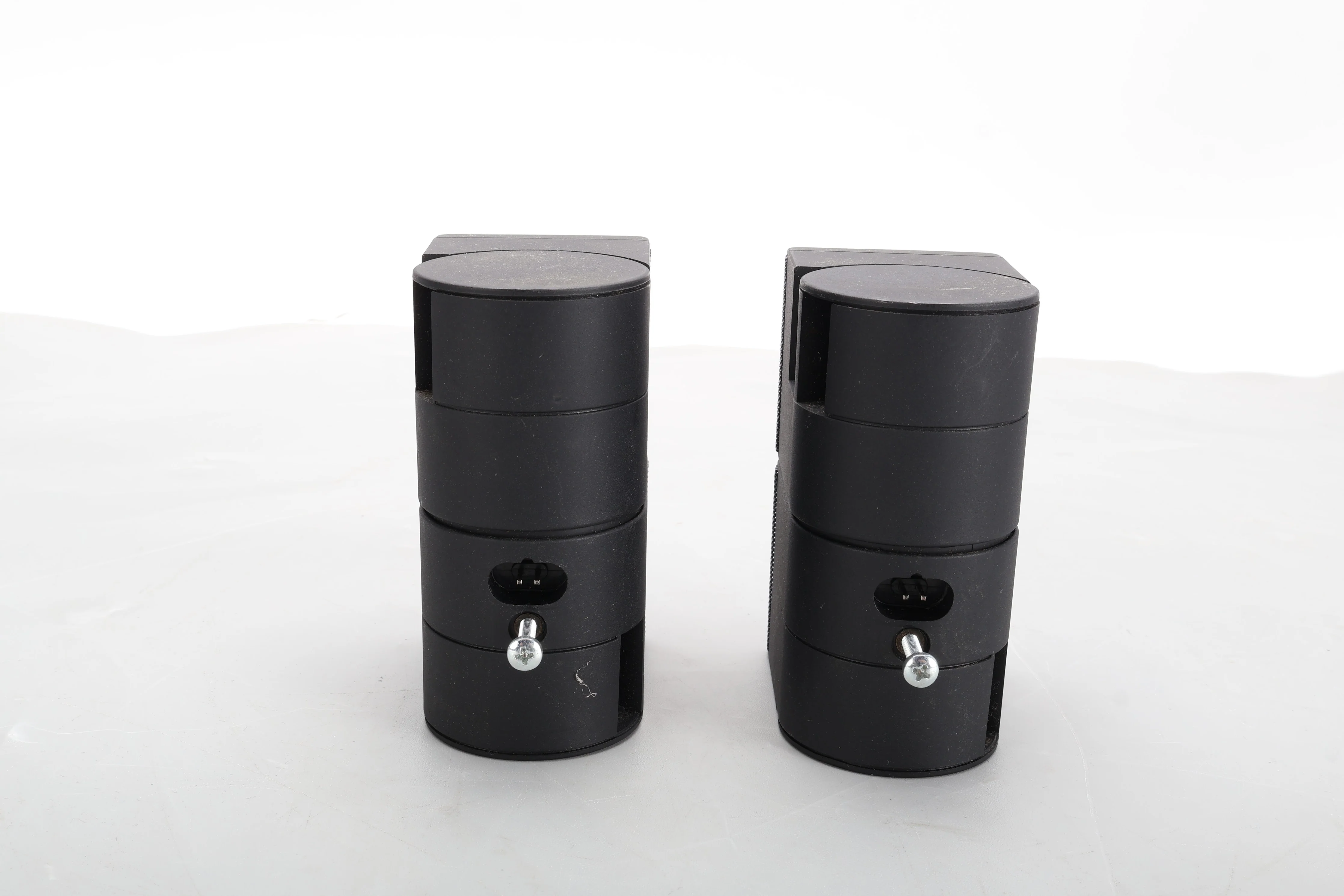 Bose 4x Jewel Cube Speaker With Center, 5x Bose RCA Cable, and 2x Speaker Stands - Image 4