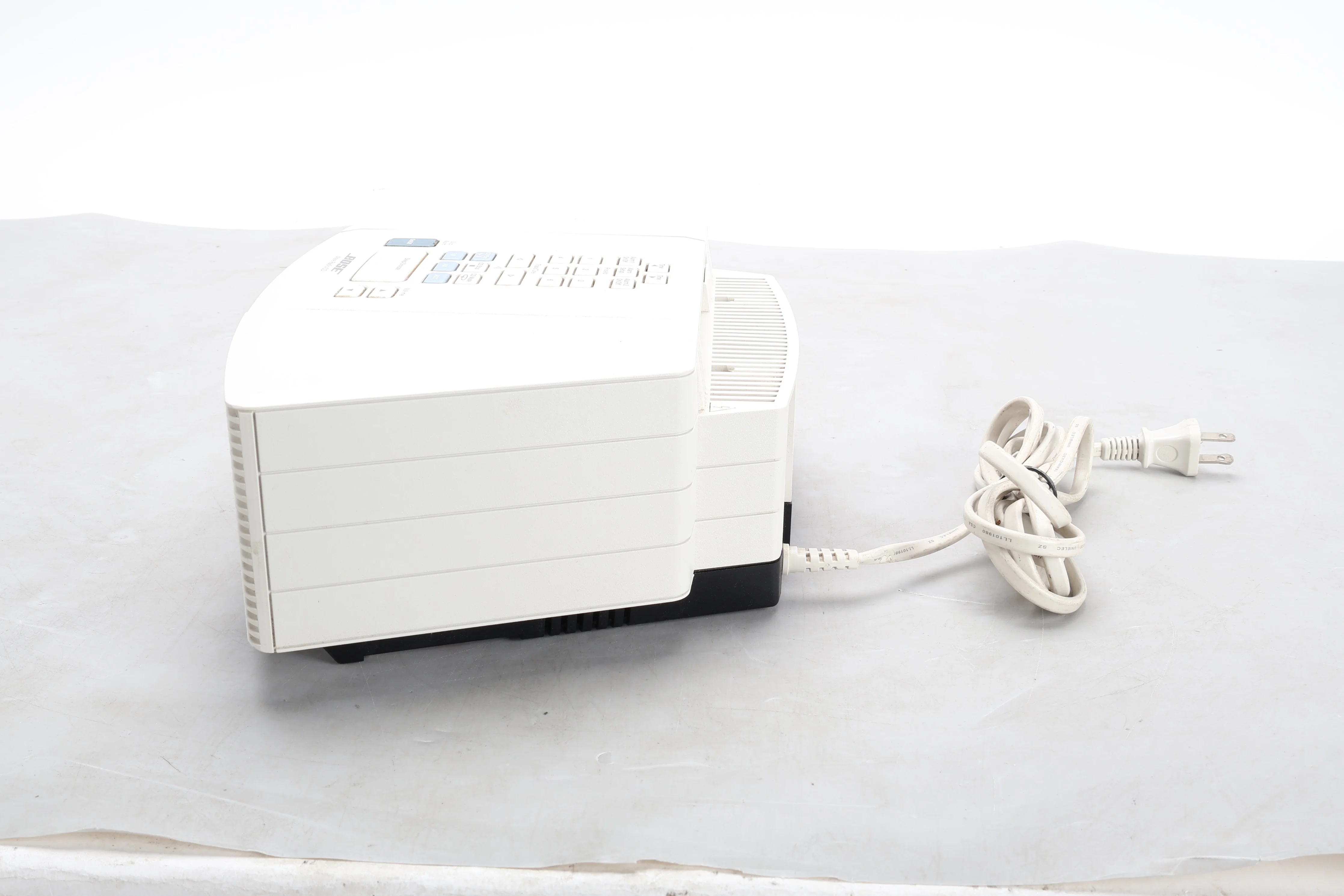 Bose AWRC-1P Wave AM / FM Radio / CD Player Alarm Clock - Missing Battery Door - Image 2