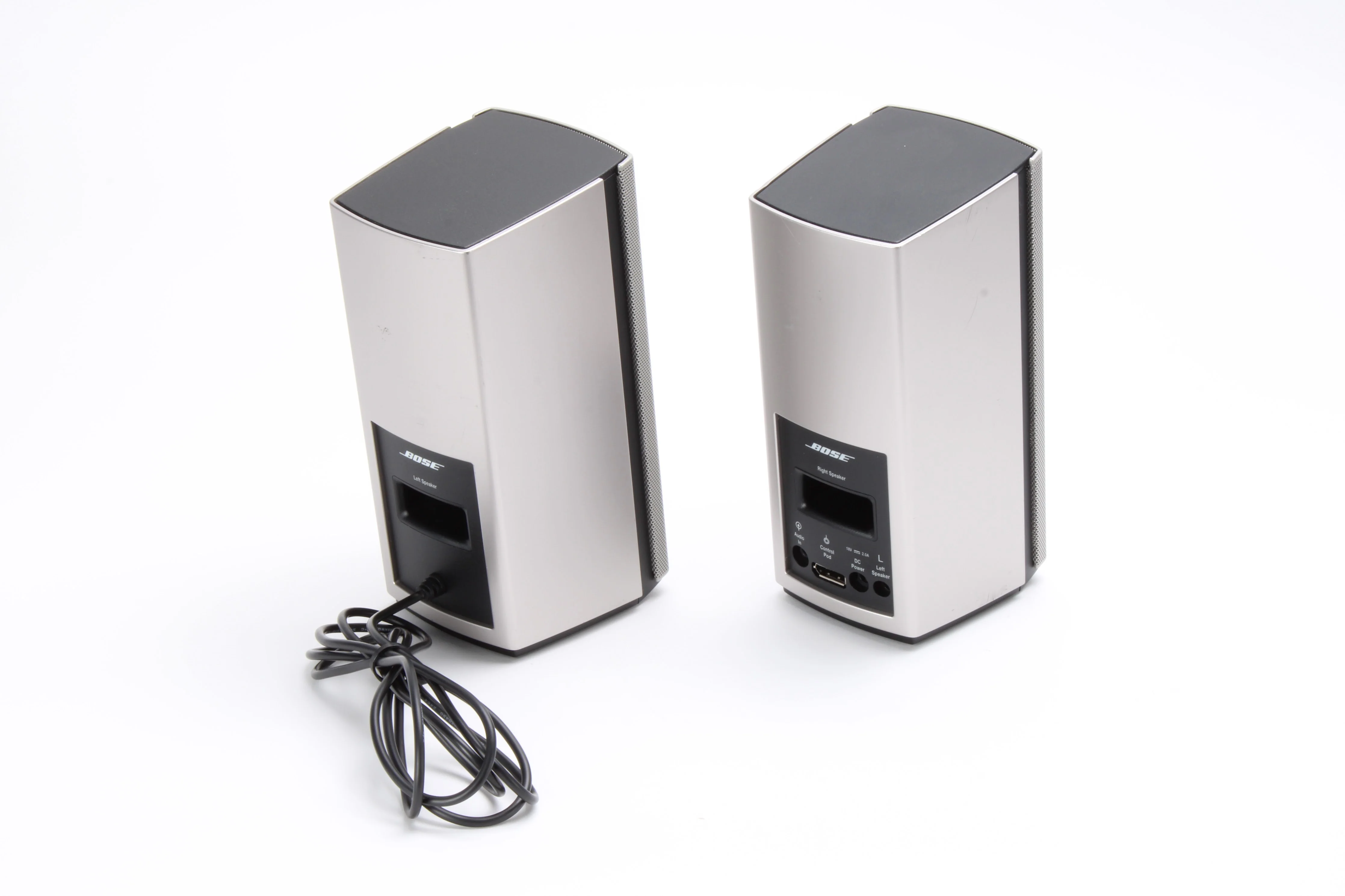 BOSE Companion 20 Multimedia Speaker System (Silver) - Image 4