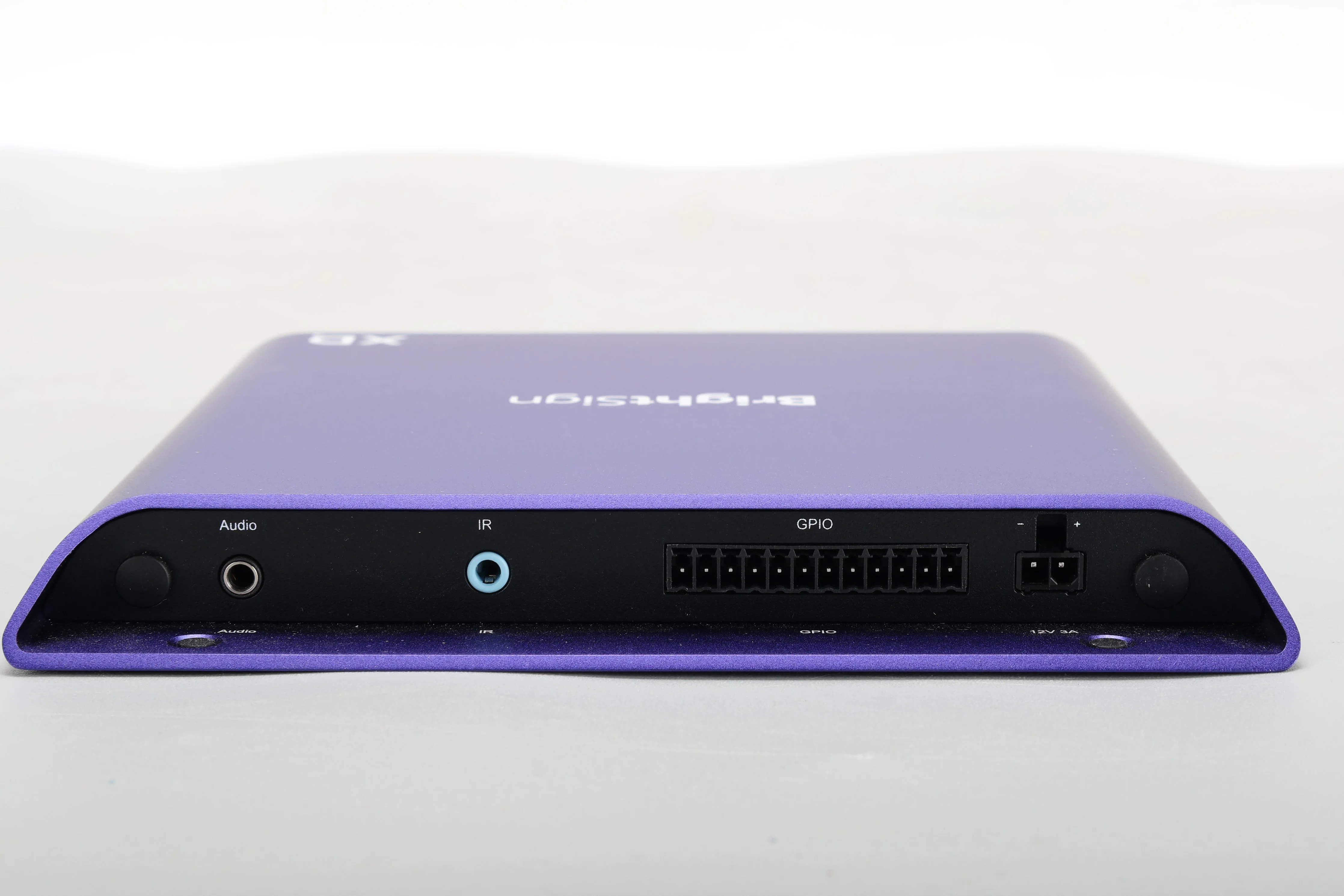 BrightSign XD233 4K Advanced HTML5 Standard I/O With Accessories - Image 9