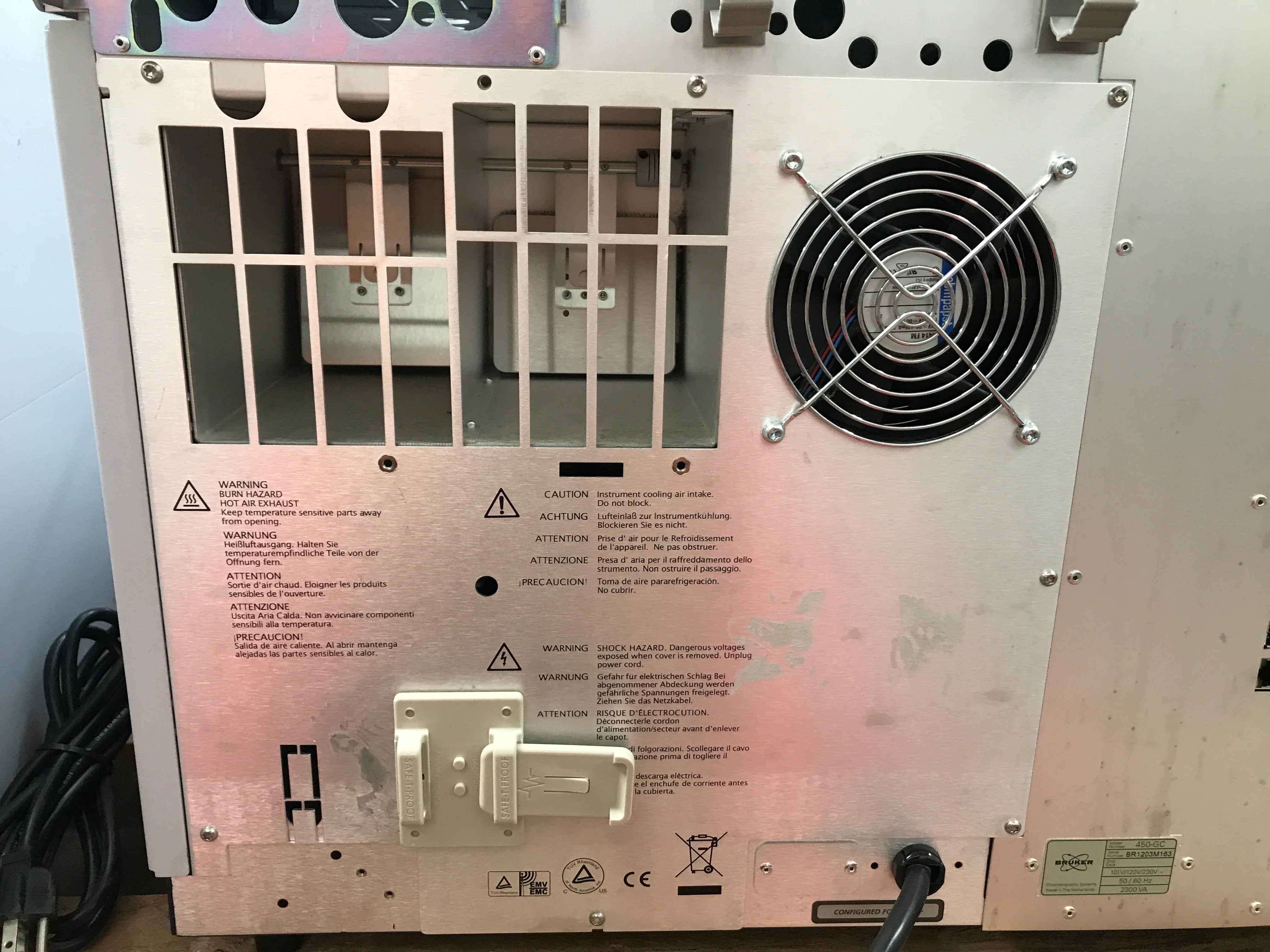 Bruker 450 GC Gas Chromatograph w/ SCION TQ & CTC Analytics PAL MXY Autosampler - Image 11