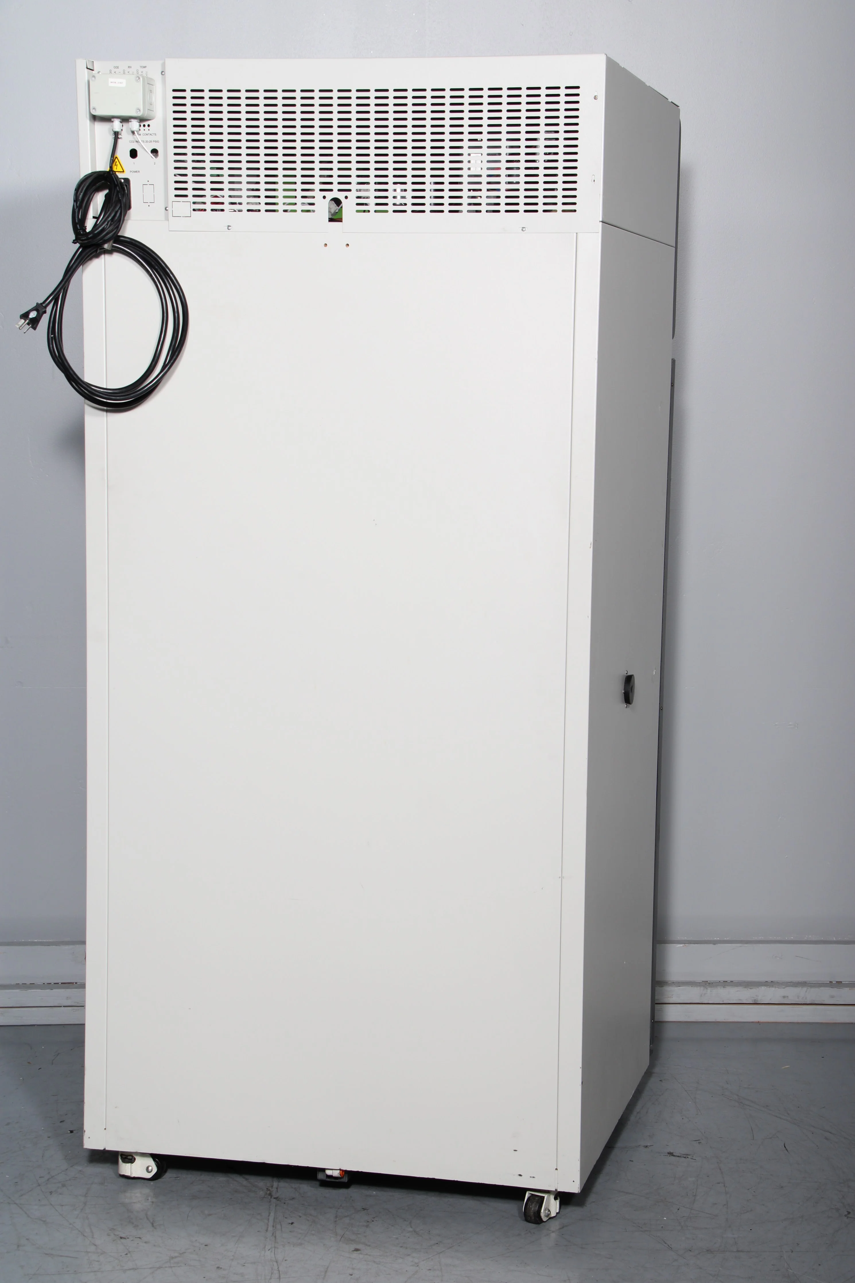 Caron 6021-1 Environmental Chamber +5°C to +70°C With 5x Shelves - Image 7