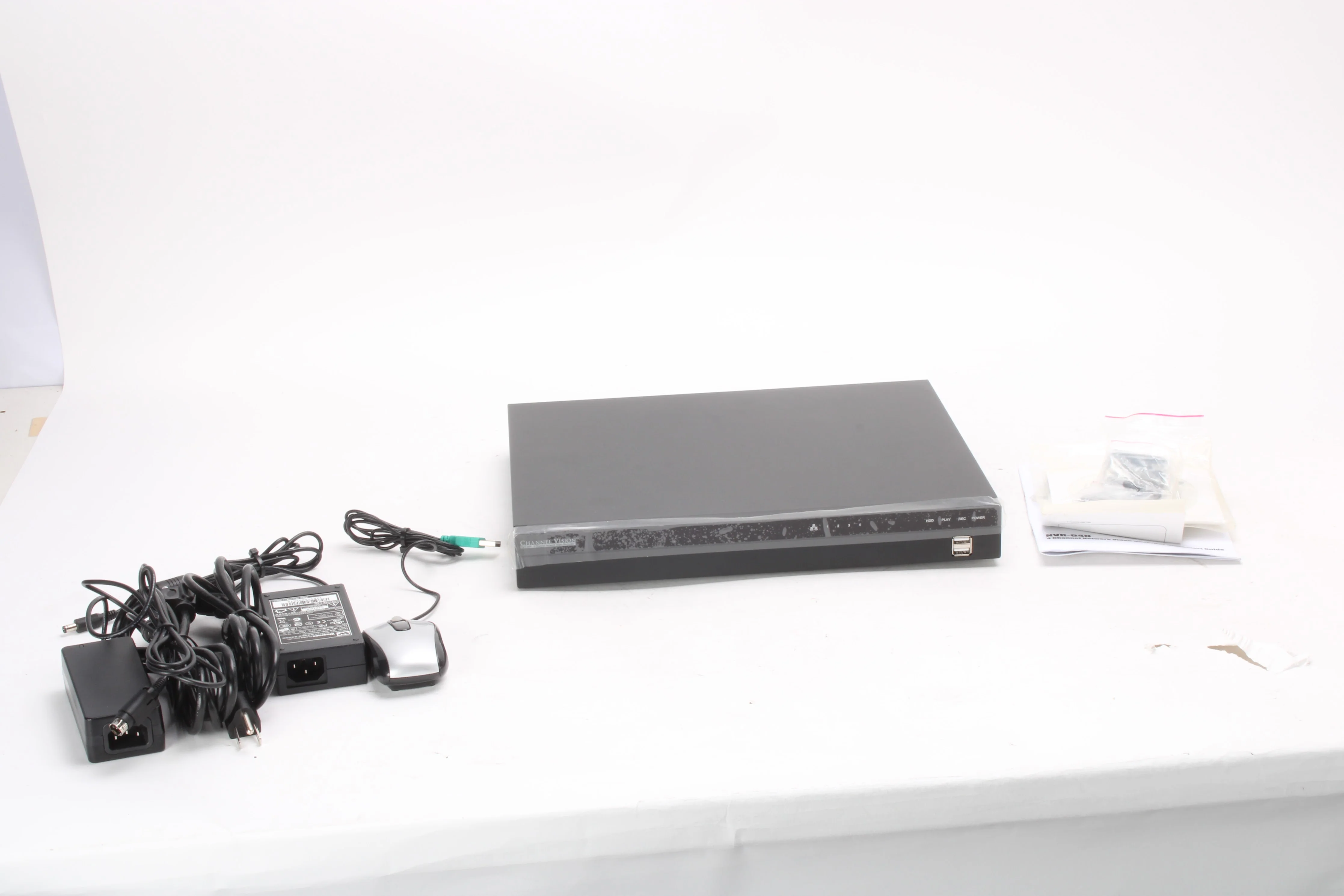 Channel Vision NVR-04N 4-Ch Network Video Recorder NVR-04-4000 W/ Accessories
