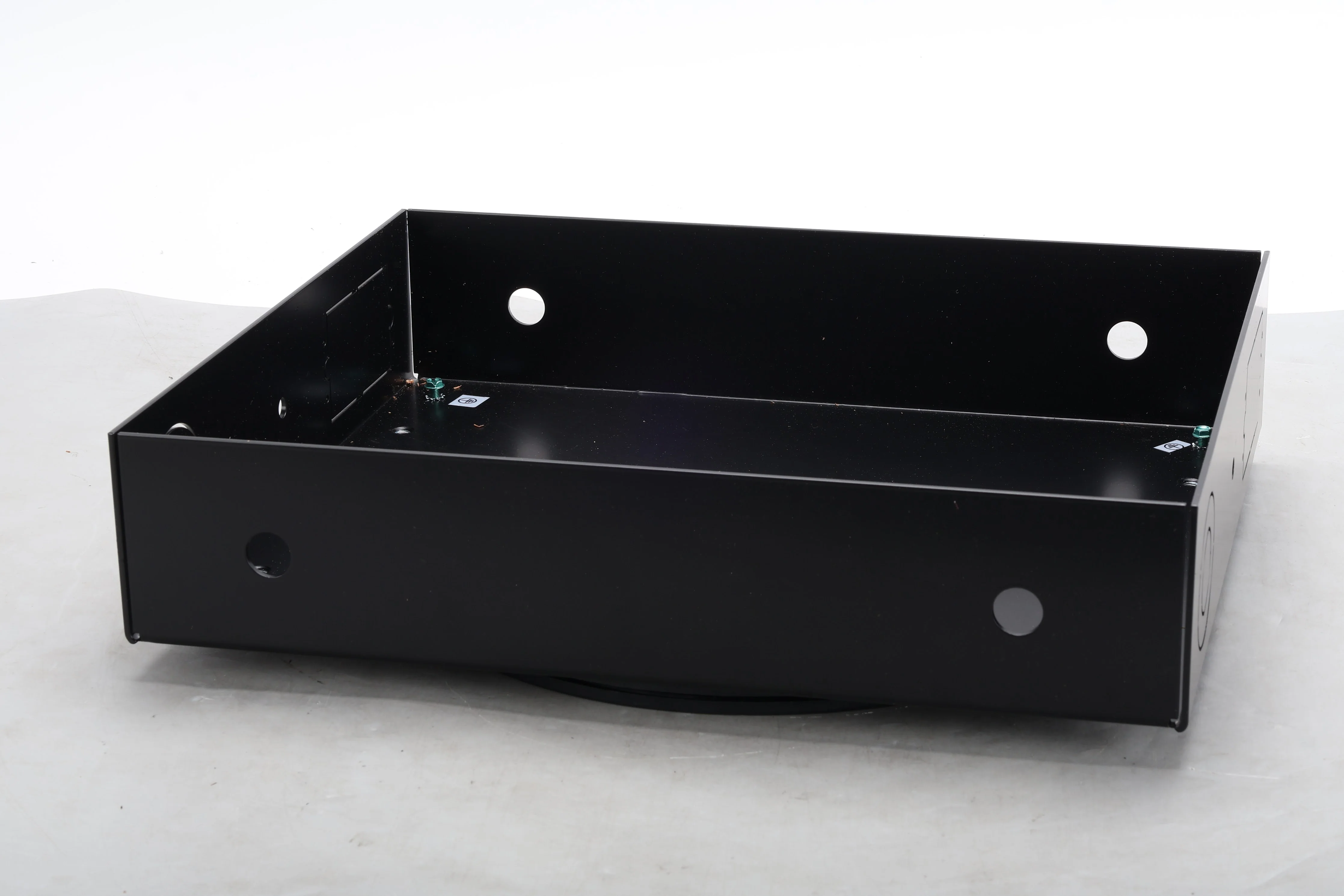 Chief TA502 Thinstall In-Wall Box With Complete Setup / Accessory Kit - Image 2