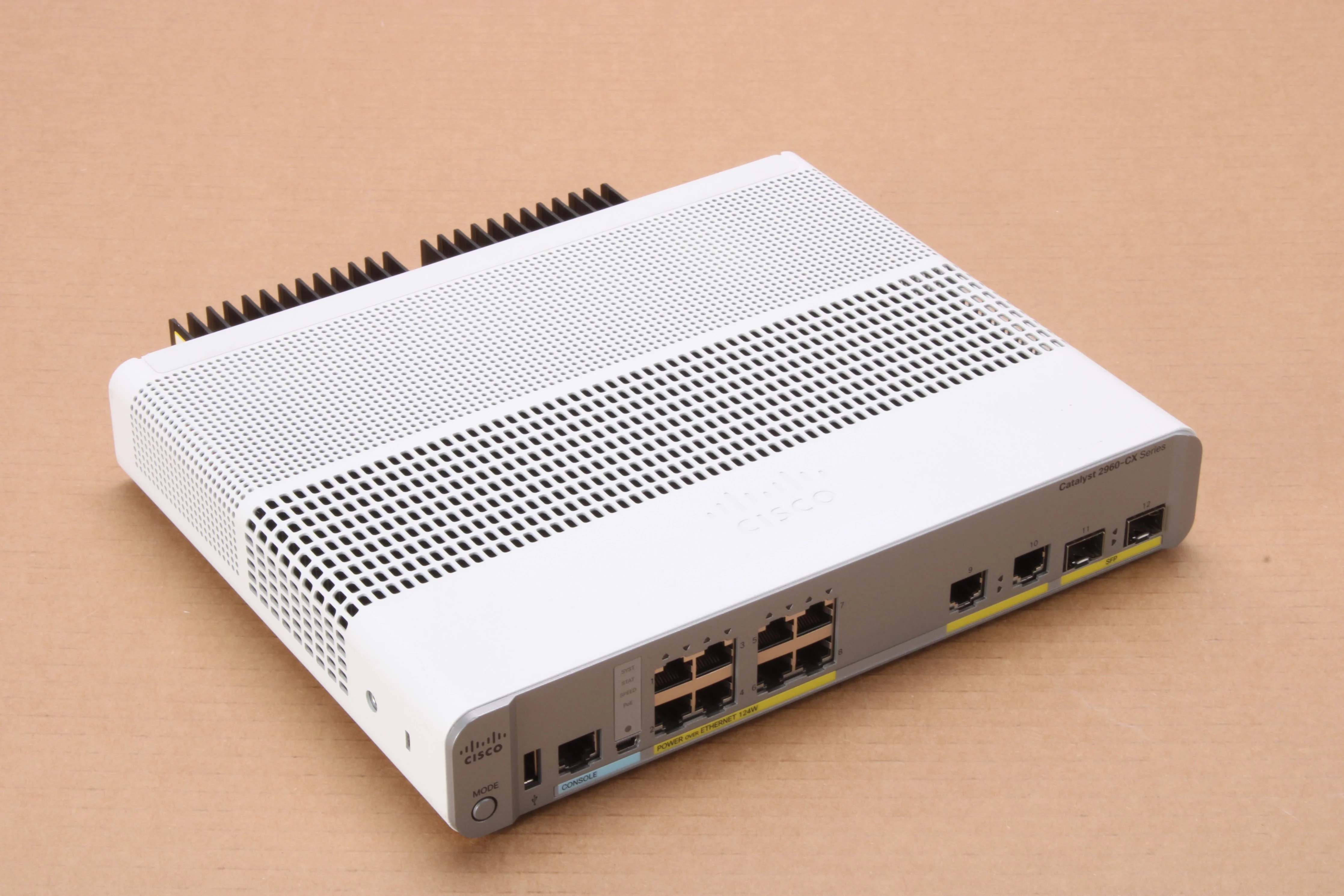 Cisco WS-C2960CX-8PC-L Switch 8-Port GE PoE+, 2x 1G SFP, 2x 1G Copper - Fair - Image 2