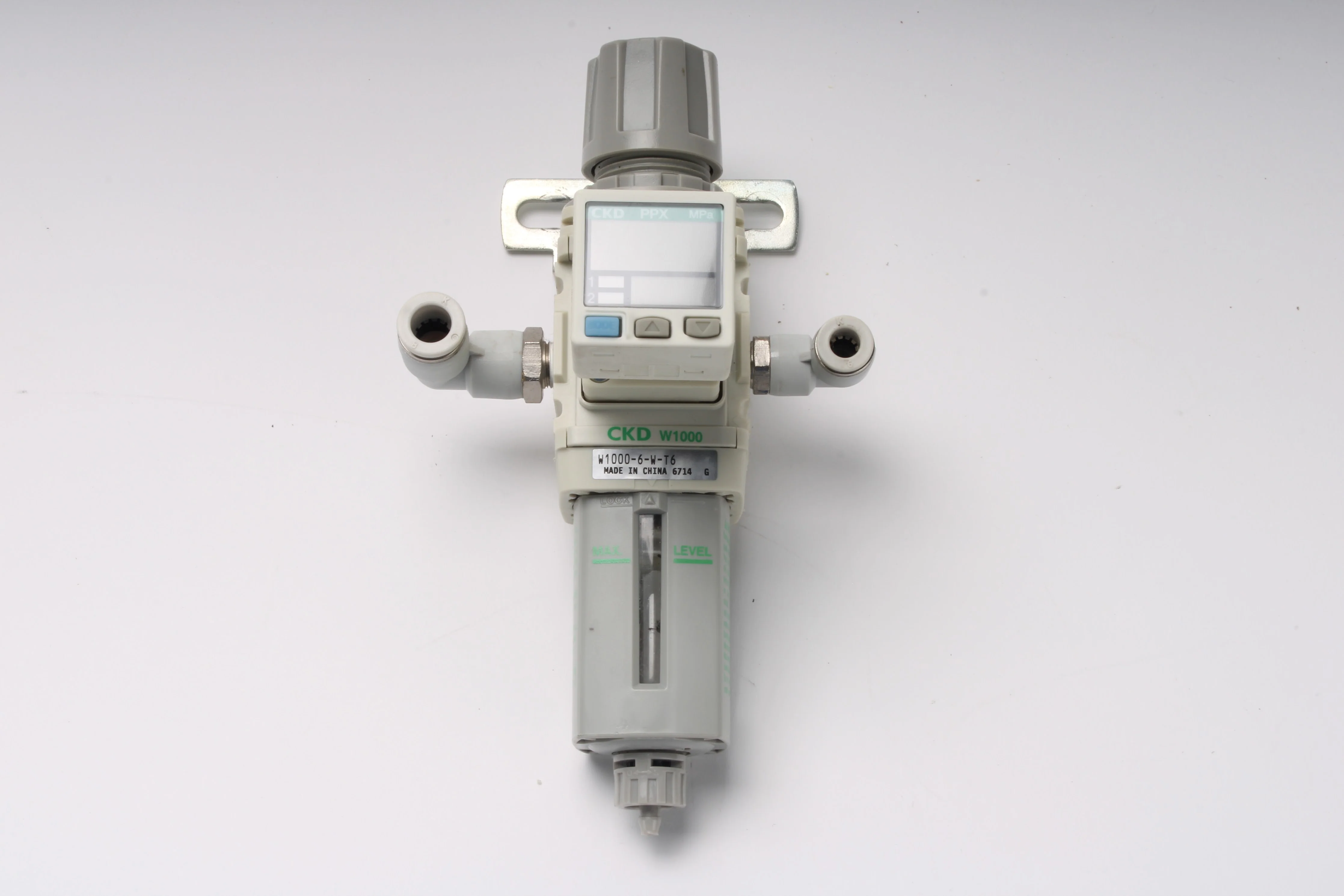 CKD W1000-6-W-T6 Filter / Regulator With PPX-R10N-6M-KA Digital Pressure Sensor