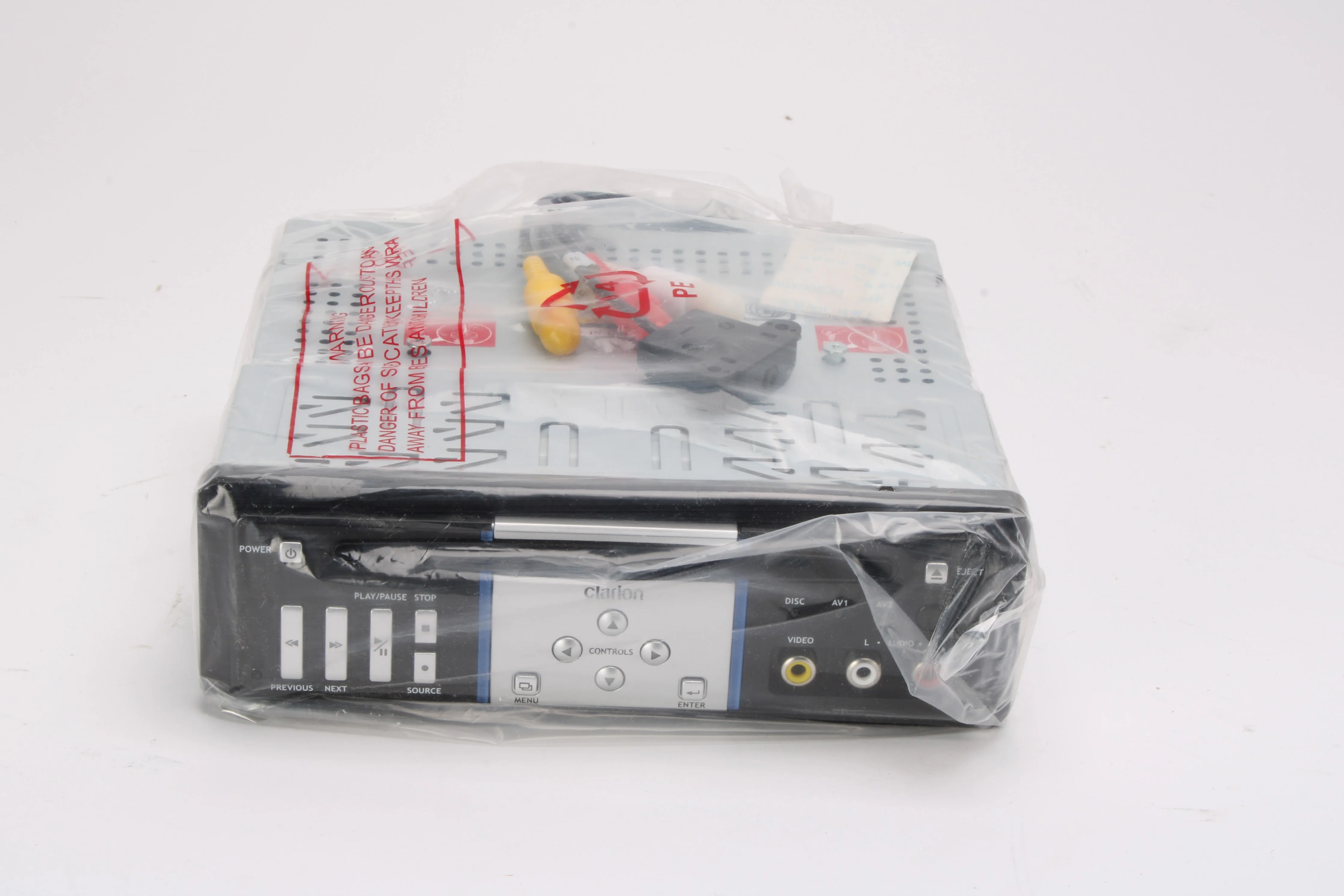 Clarion VS755 In-Dash DVD Player With Accessories - New Open Box - Image 3