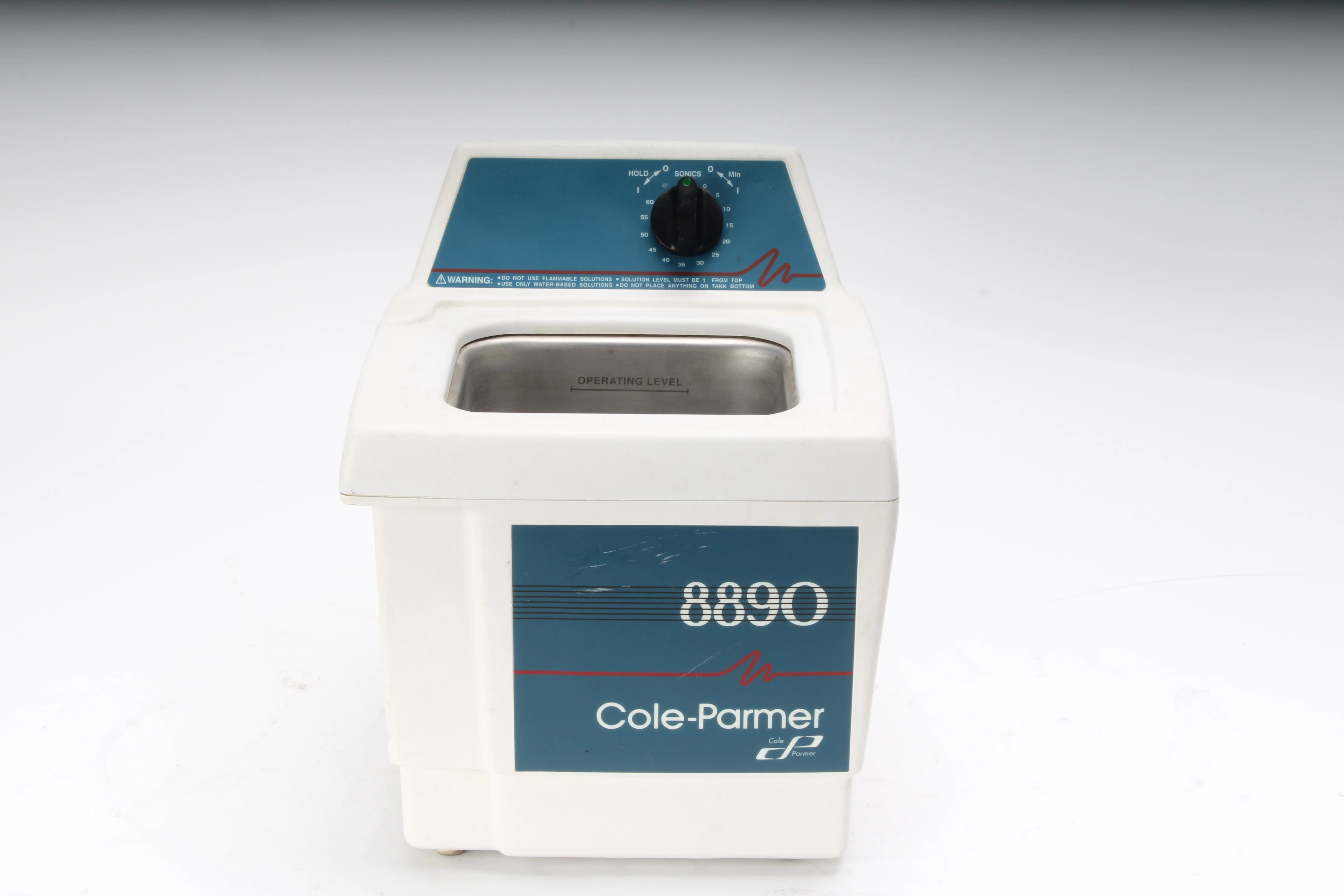 Cole-Parmer 08890-01 8890 Ultrasonic Cleaner CPN-956-116 - Fair Condition