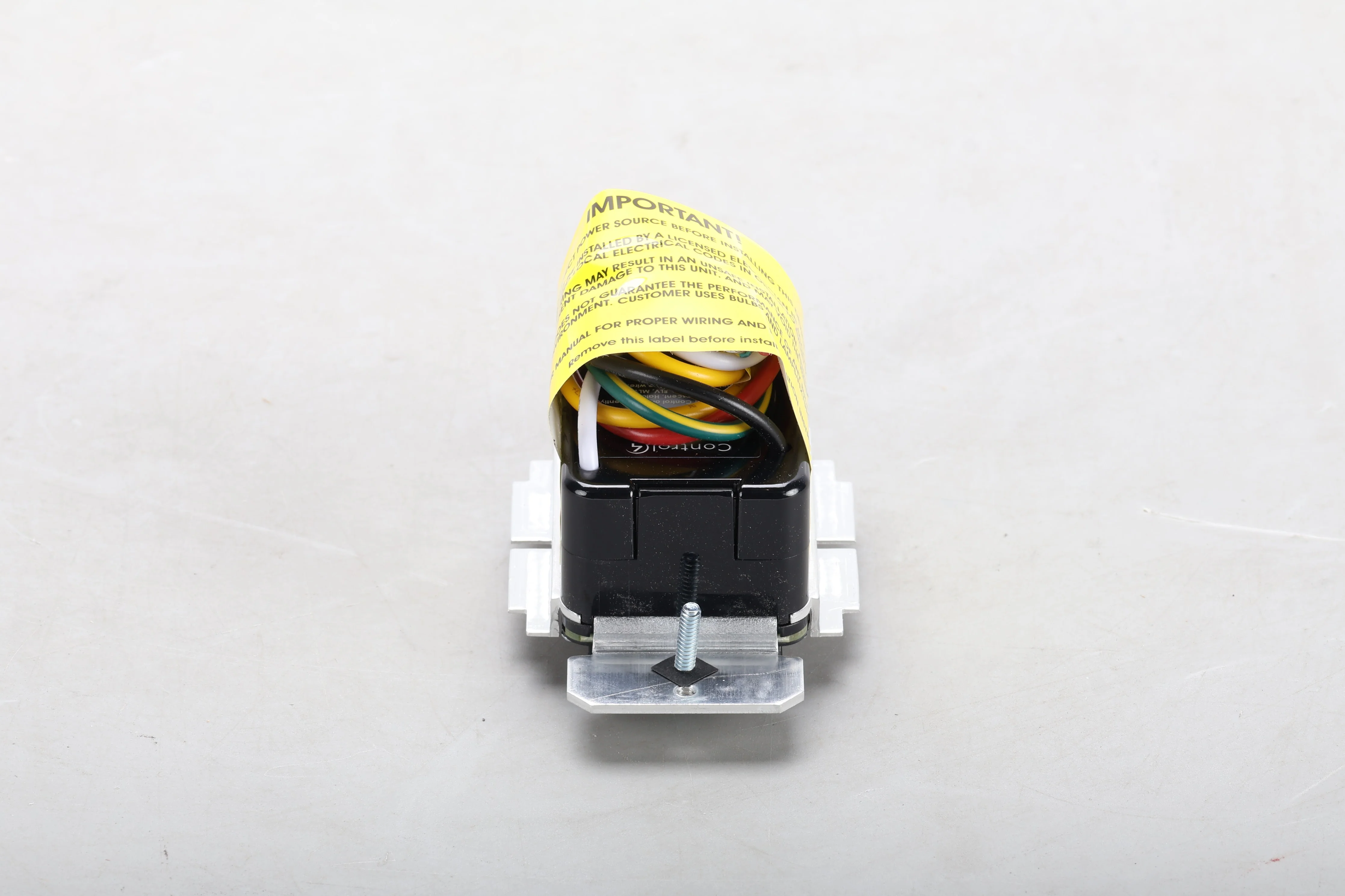 Control4 C4-APD120-C-BL Contemporary 120V Adaptive Phase Dimmer - New Open Box - Image 4