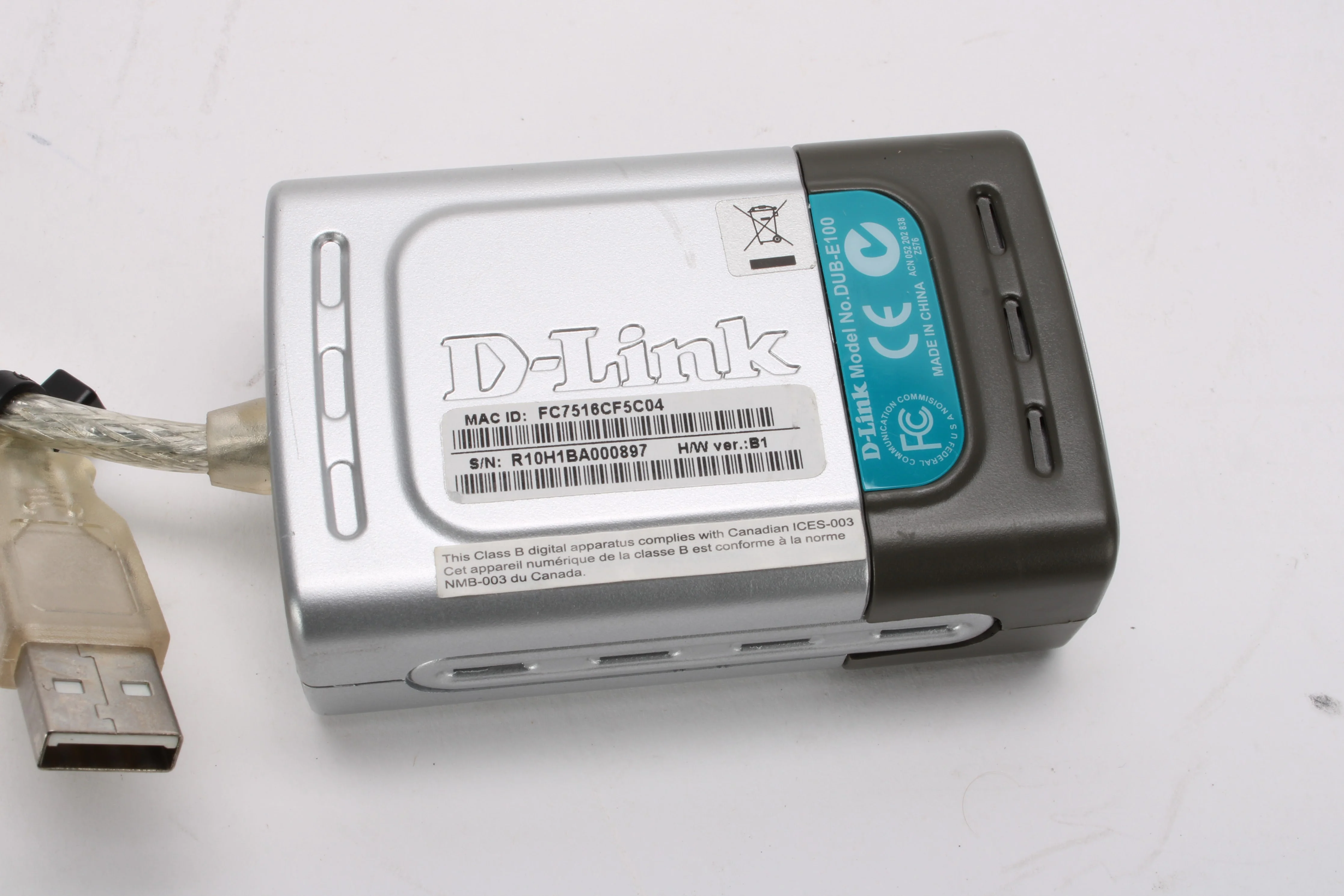 D-Link DUB-E100 Hi-Speed USB 2.0 10/100 Adapter - Fair Condition - Image 6