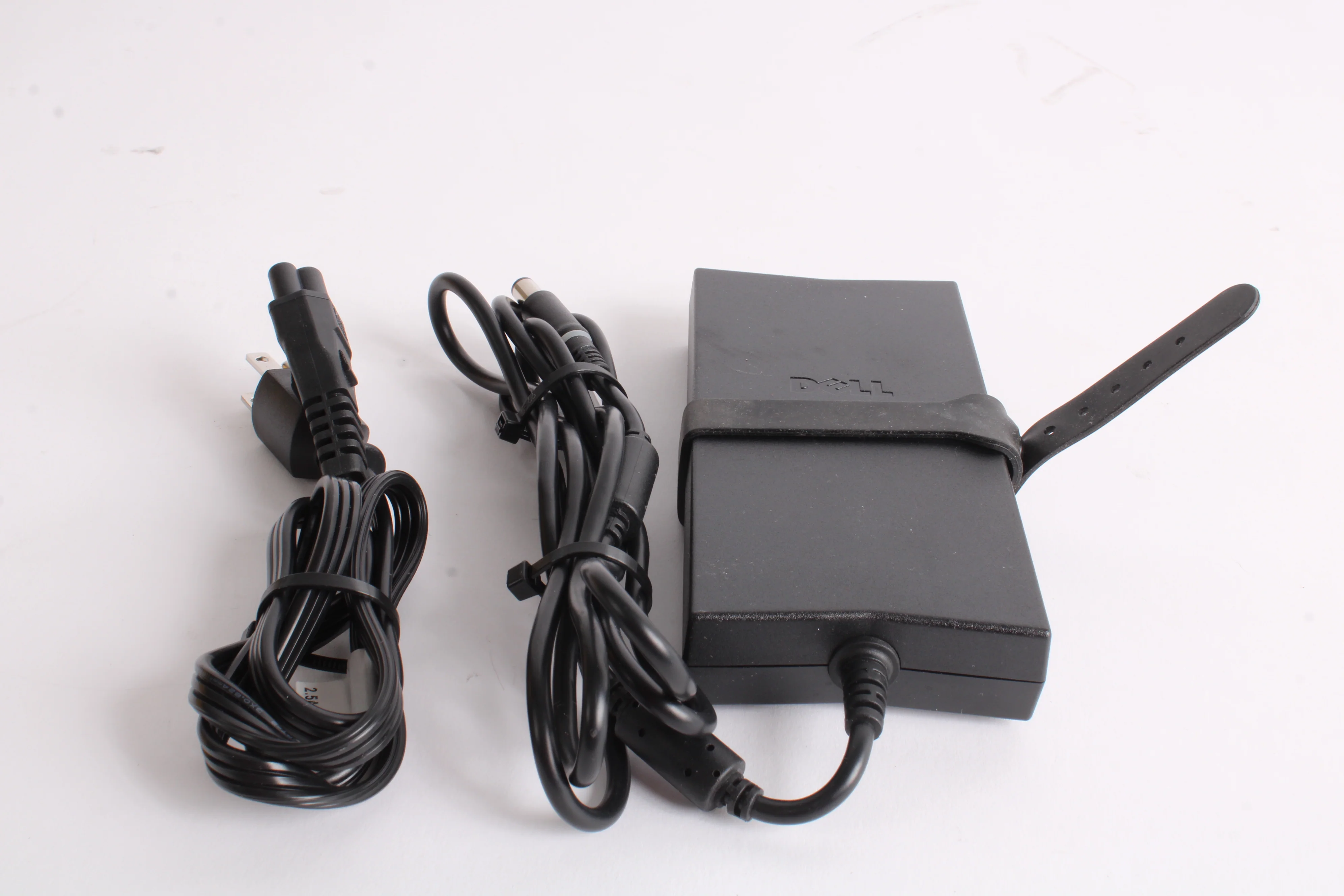 Dell LA130PM121 Laptop Power Supply 19.5V 6.7A Power Adapter - Lot of 14