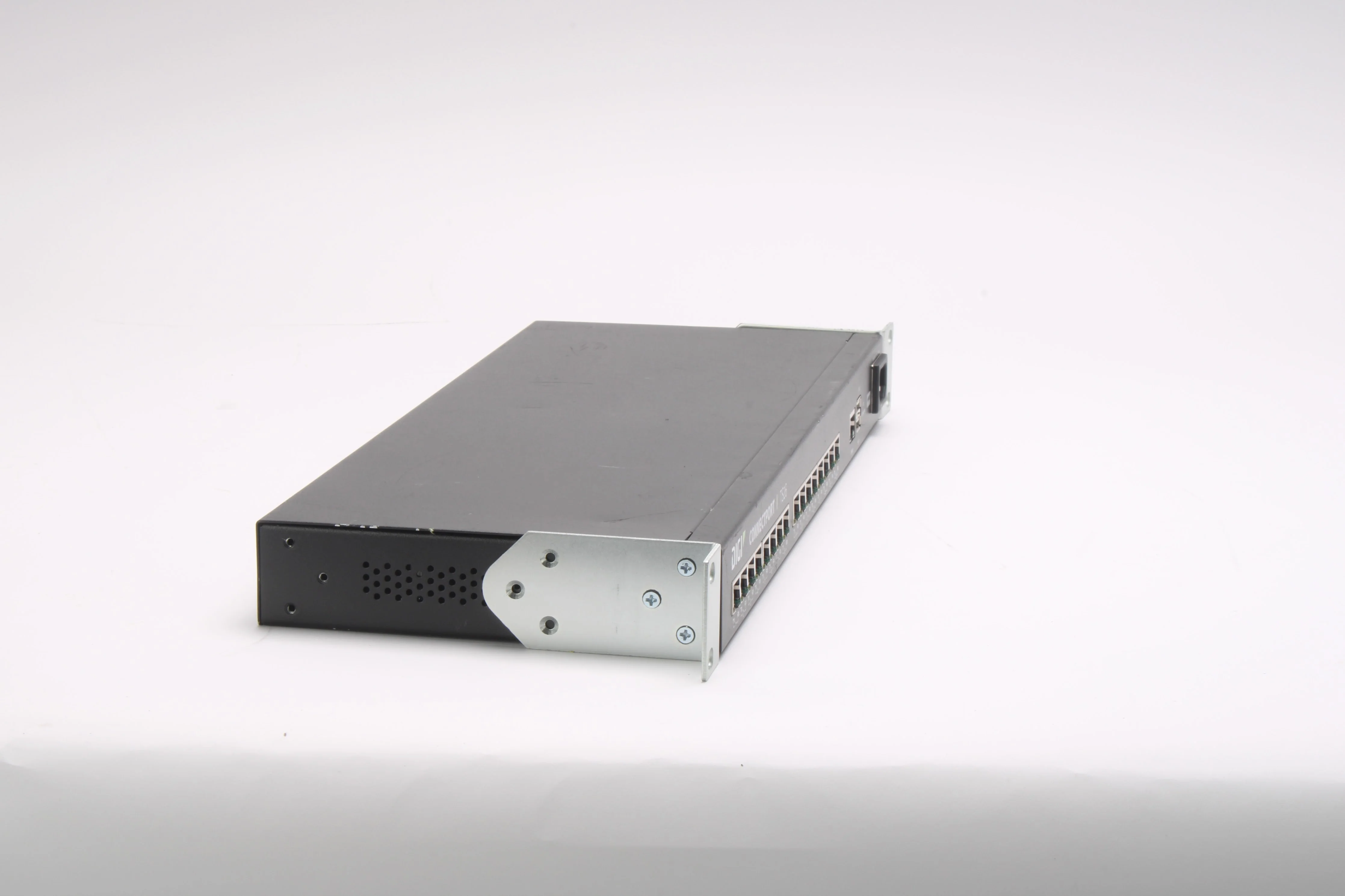Digi ConnectPort TS 16 Terminal Serial Server - Fair Condition - Image 3