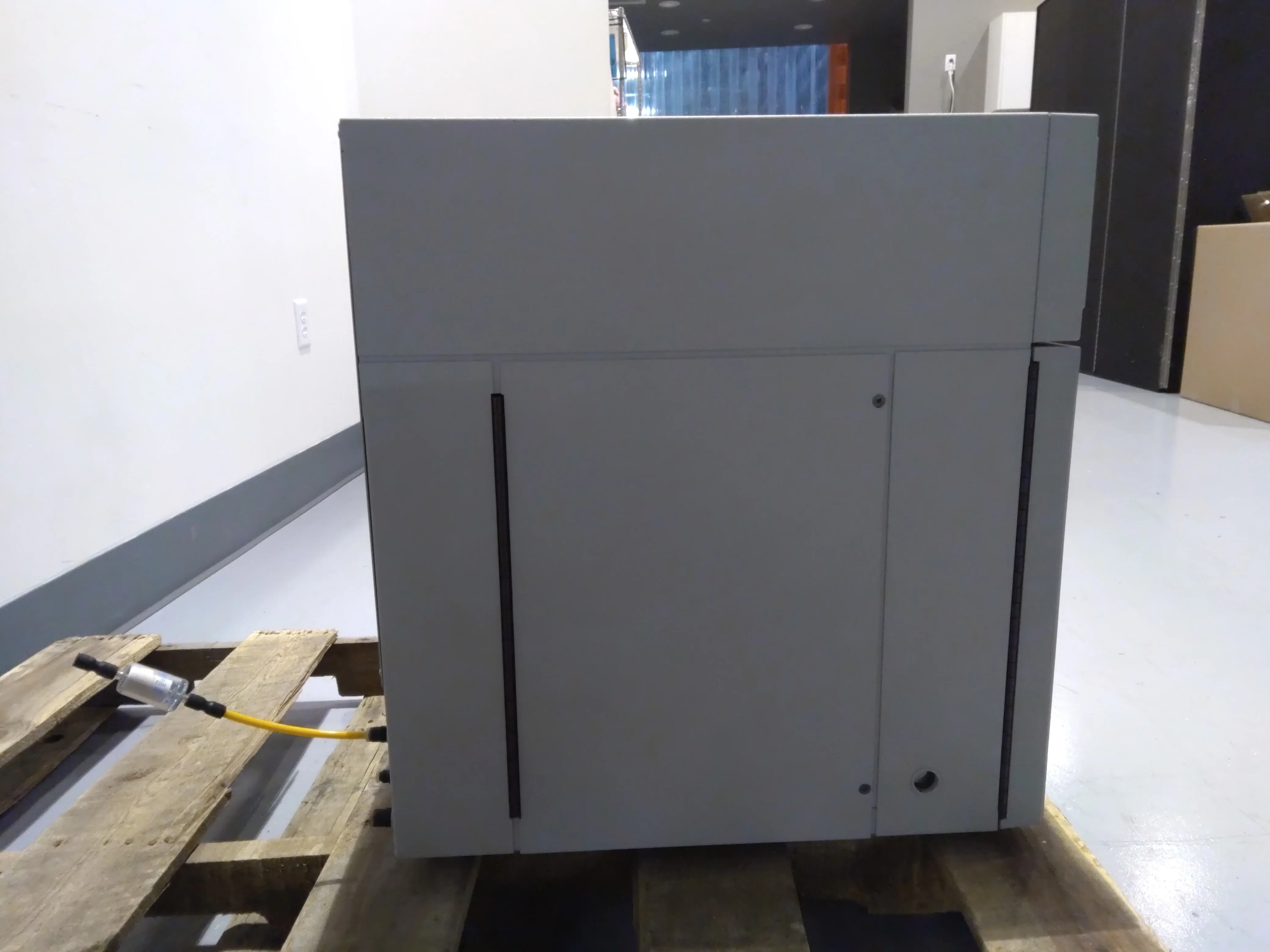 Dionex ASE 200 Accelerated Solvent Extractor - Image 9
