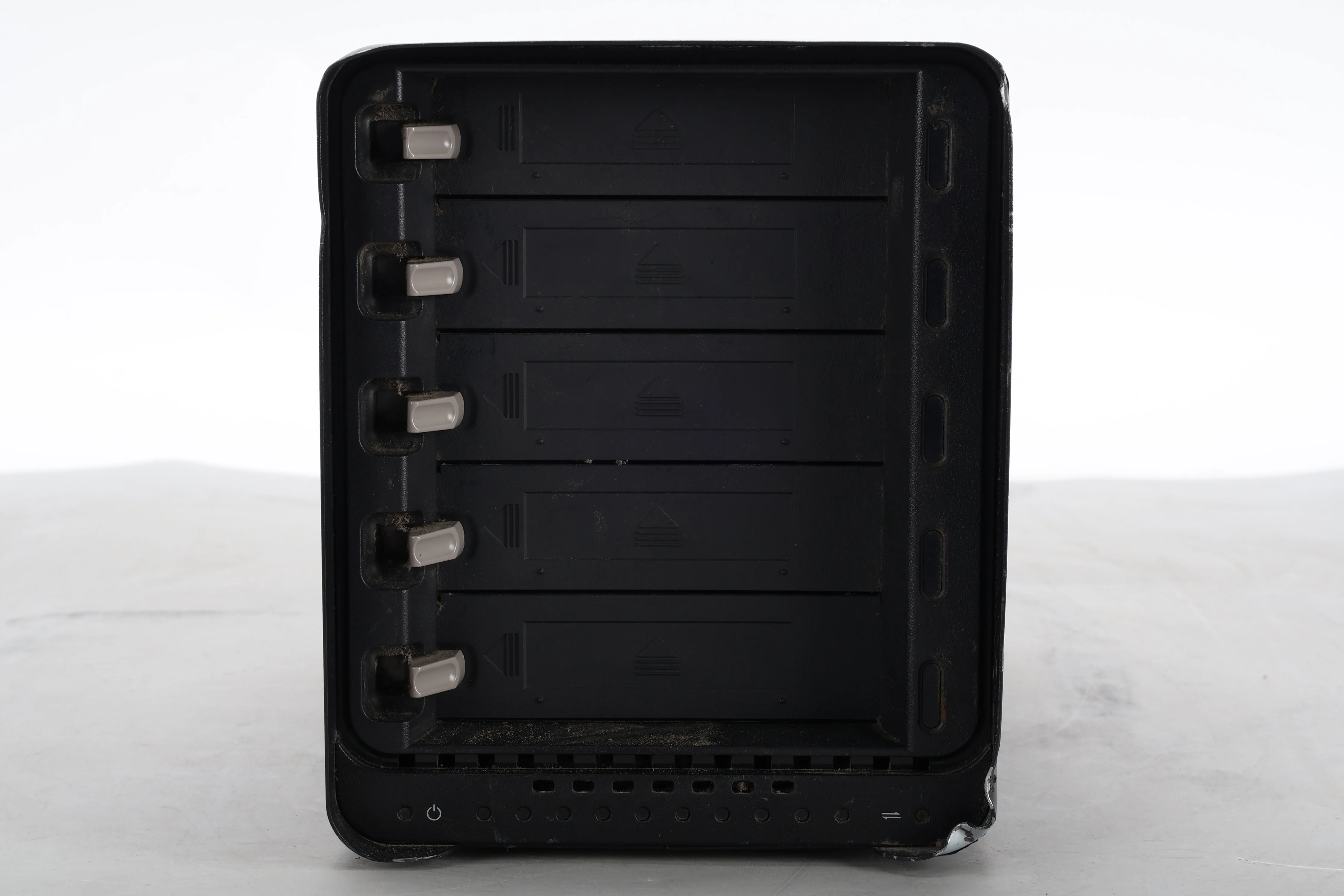 Drobo 5N Network Attached Storage 5 Bay NAS 918-00001-001 - Fair Condition - Image 2