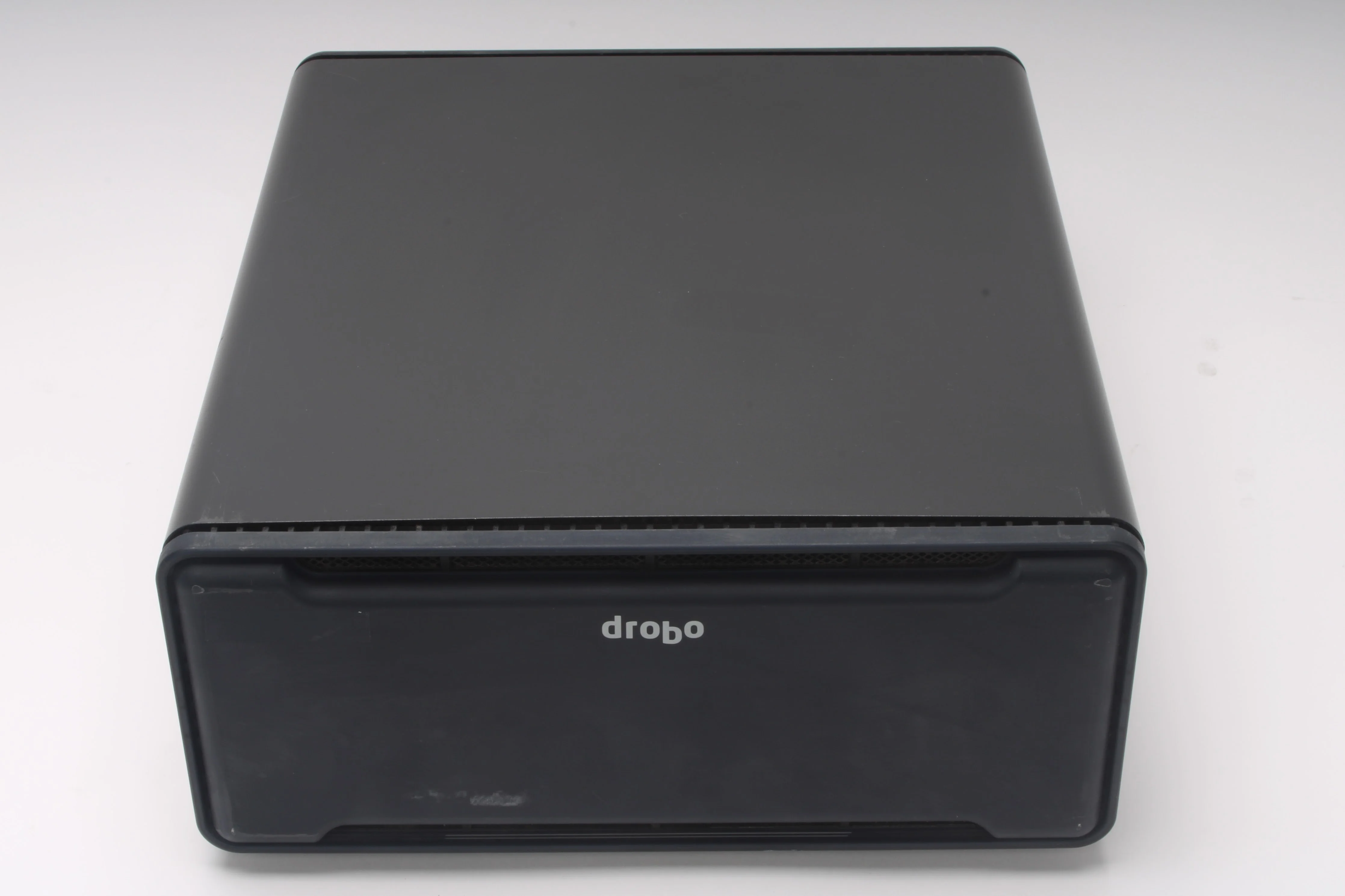 Drobo B800fs Beyond Raid 8-Bay Dual Storage Array With 3x: 2TB HDDs