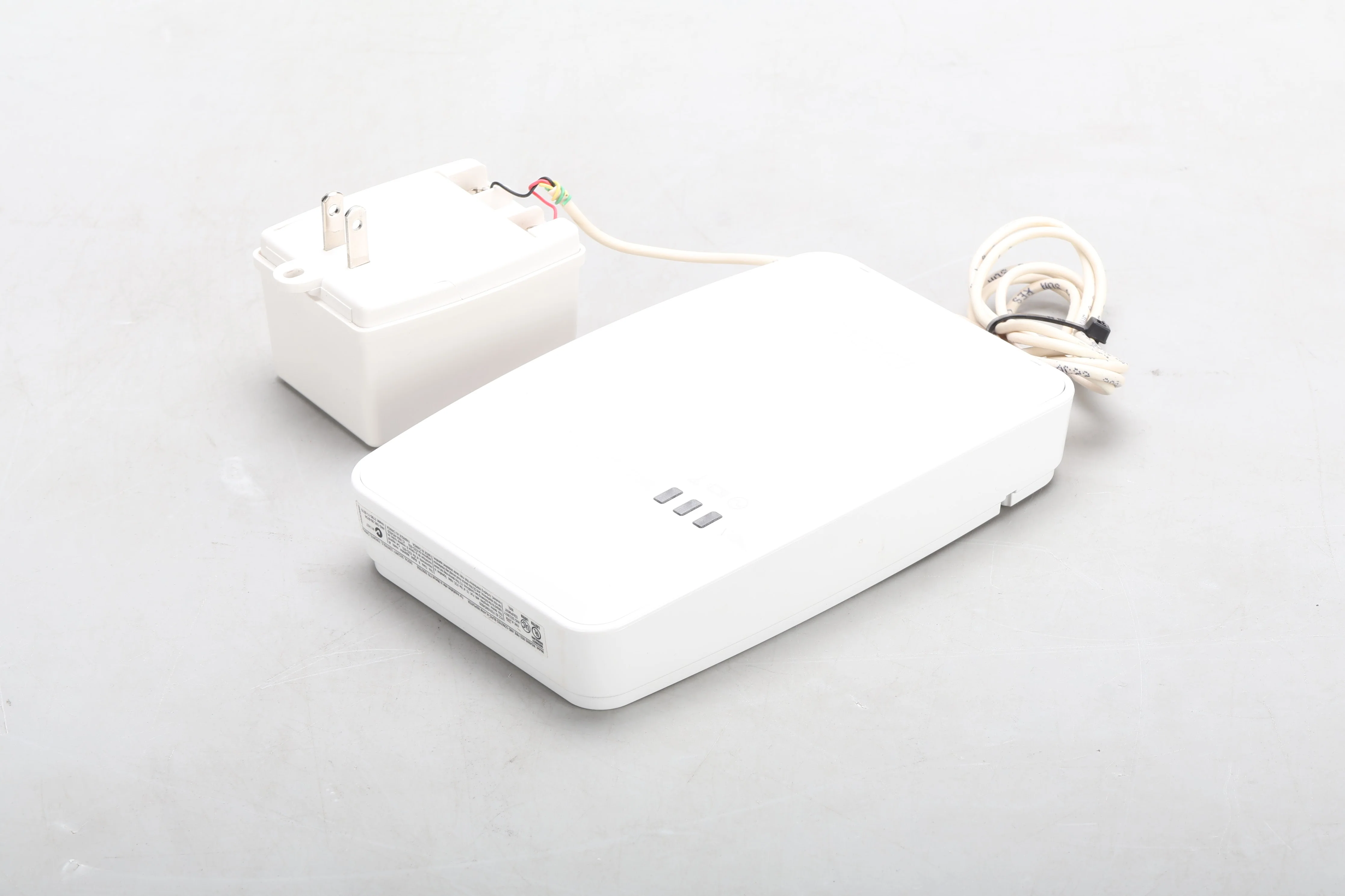 DSC WS4920 Wireless Repeater 70009057 With Power Supply and Accessories - AS IS - Image 4