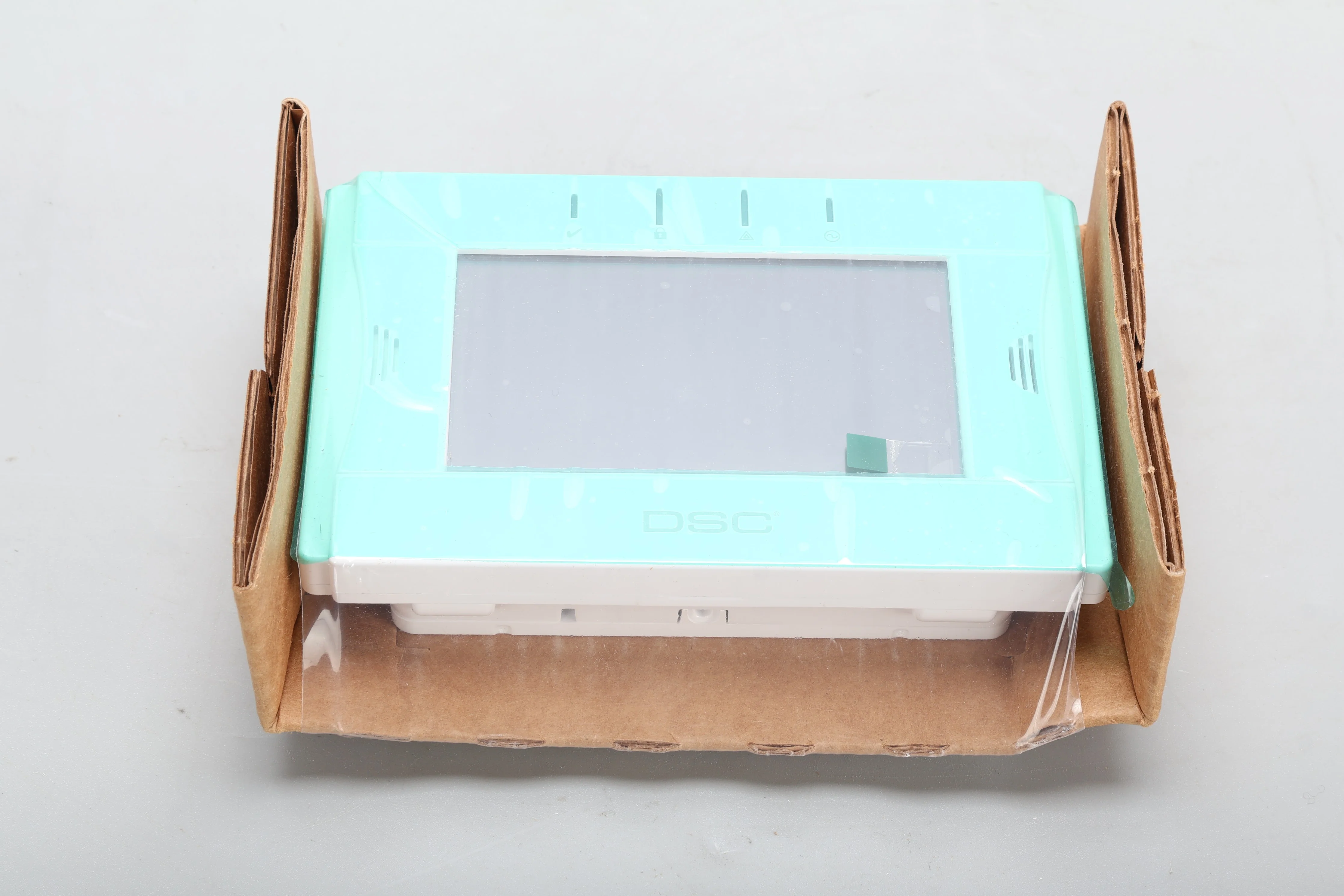 DSC WTK5504 2-Way Wireless TouchScreen Arming Station WT5504-433 W/ Accessories - Image 5