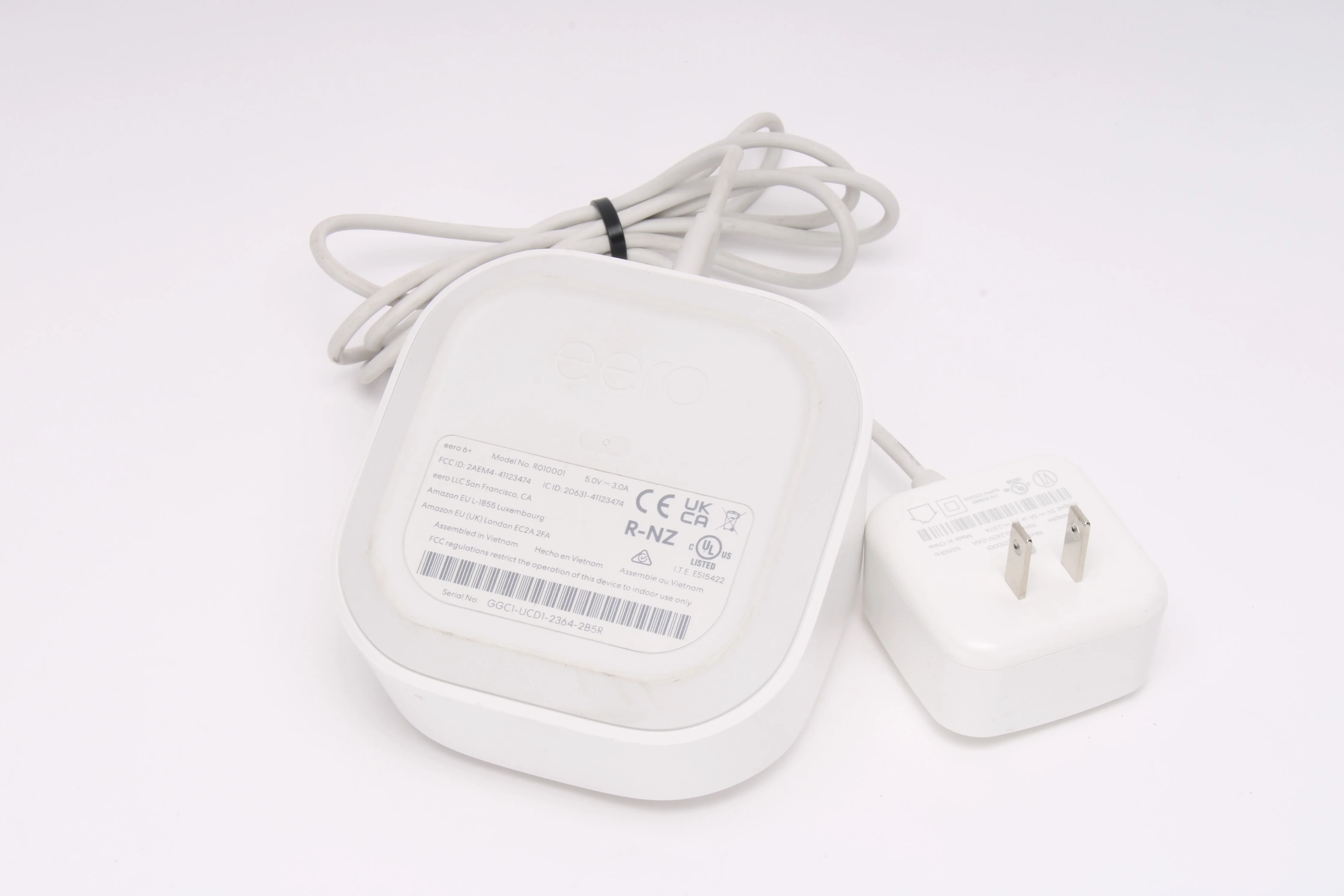 Eero 6+ R010001 WI-FI 6 Gigabit System With Power Supply Bundle - Image 3