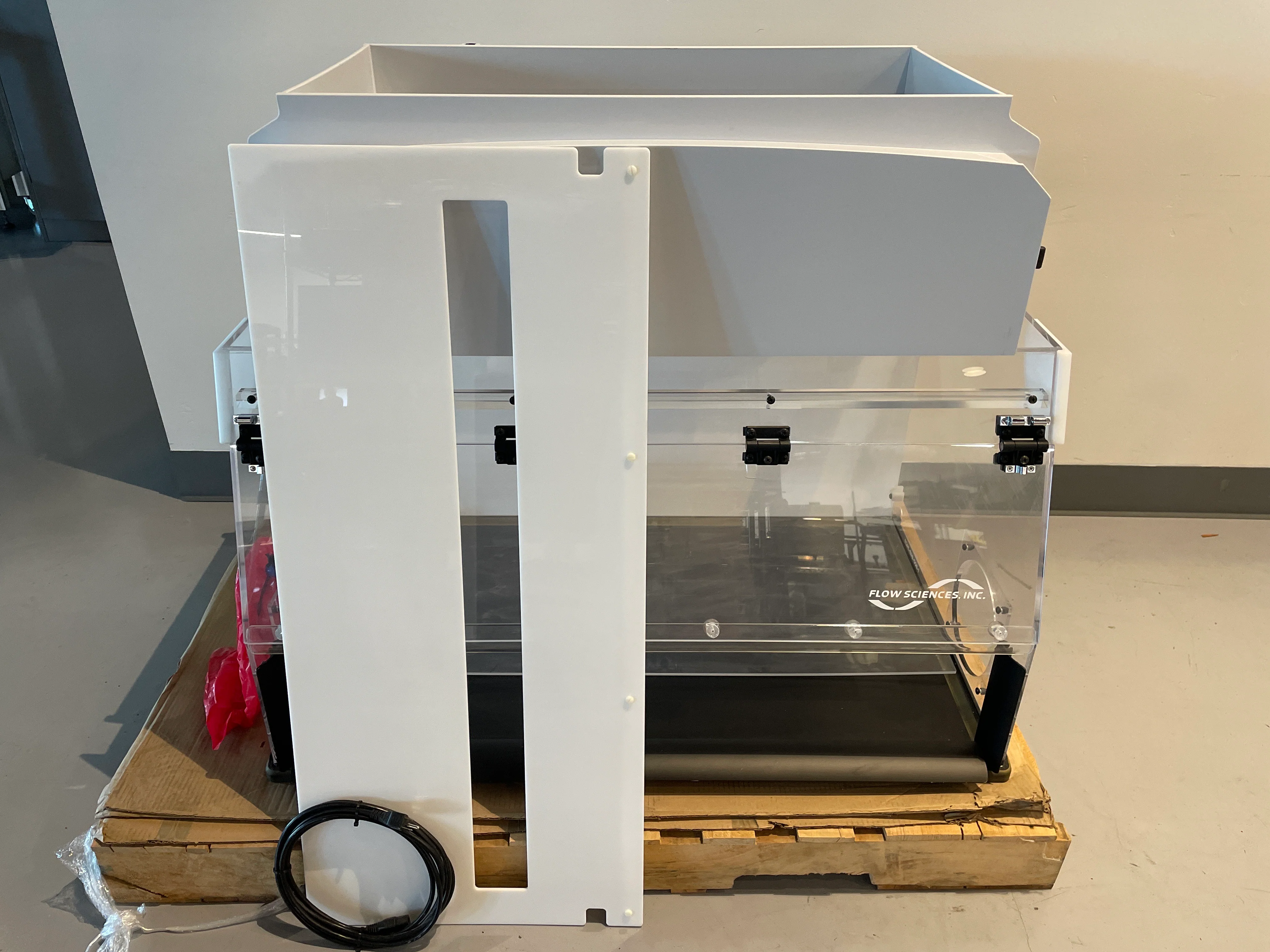 Flow Sciences FS ETA483024ABD Contained Vented Enclosure - Fair Condition - Image 2